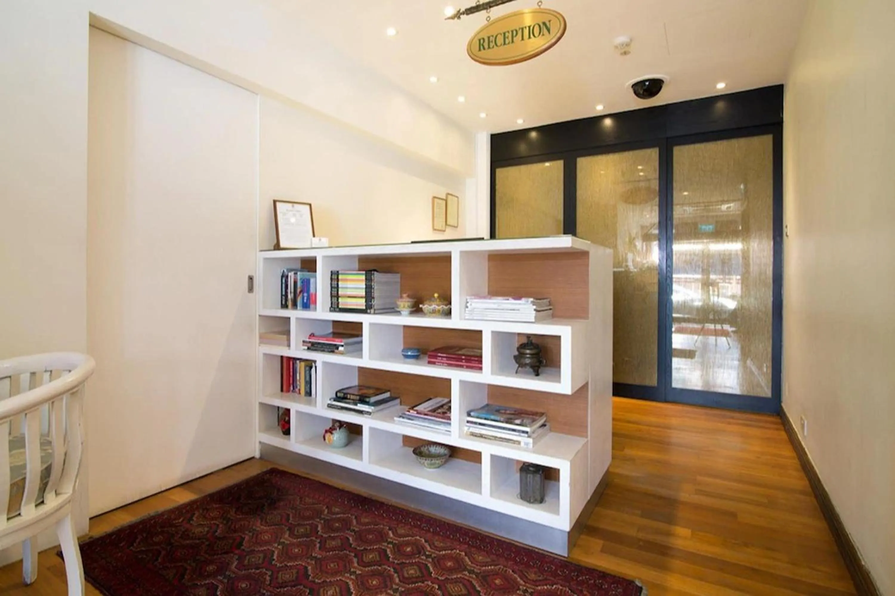 Lobby or reception in The Inn at Temple Street