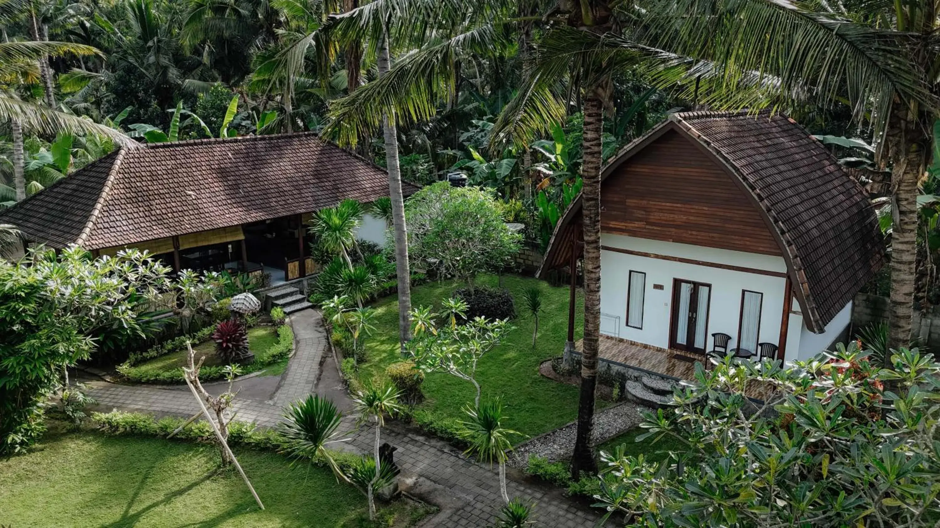 Property building in Crystal Bay Villa Property building in Crystal Bay Villa