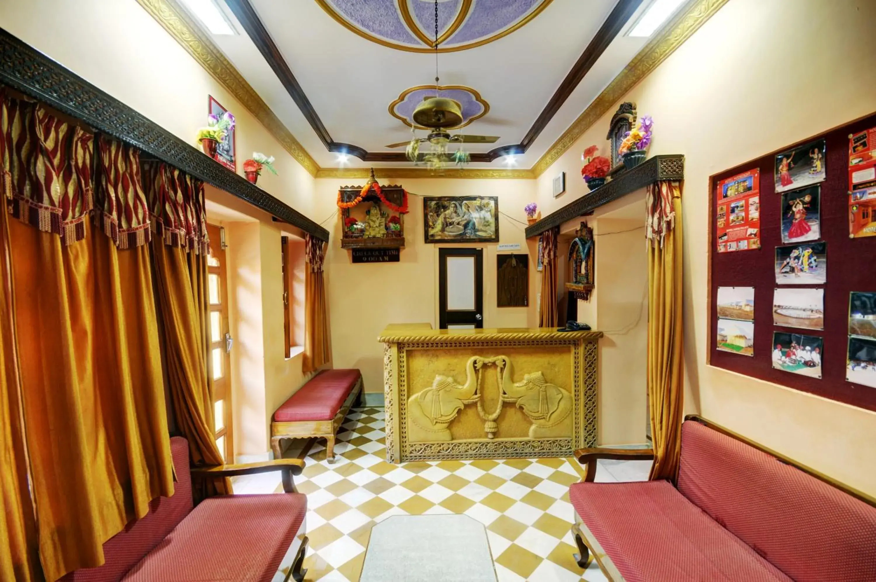 Lobby or reception in Hotel Jaisal Palace Lobby or reception in Hotel Jaisal Palace