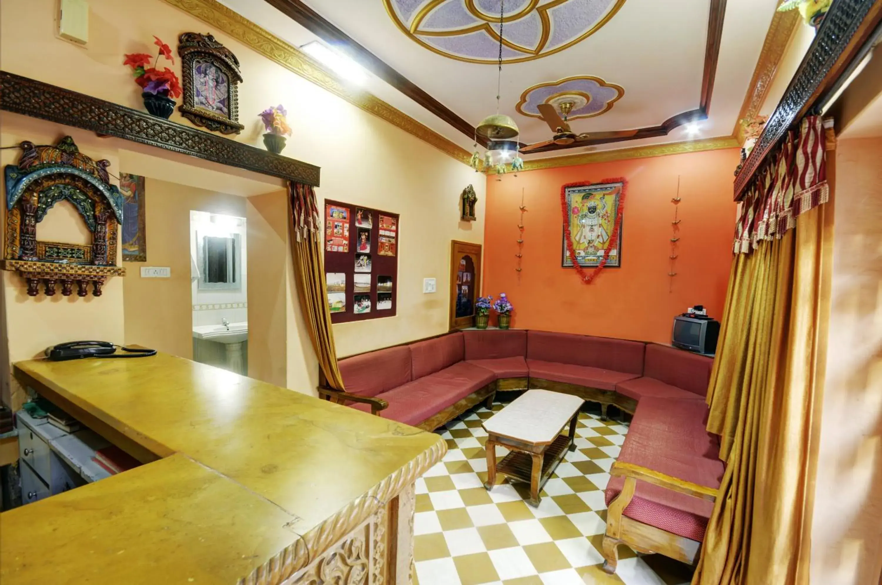 Lobby or reception in Hotel Jaisal Palace Lobby or reception in Hotel Jaisal Palace