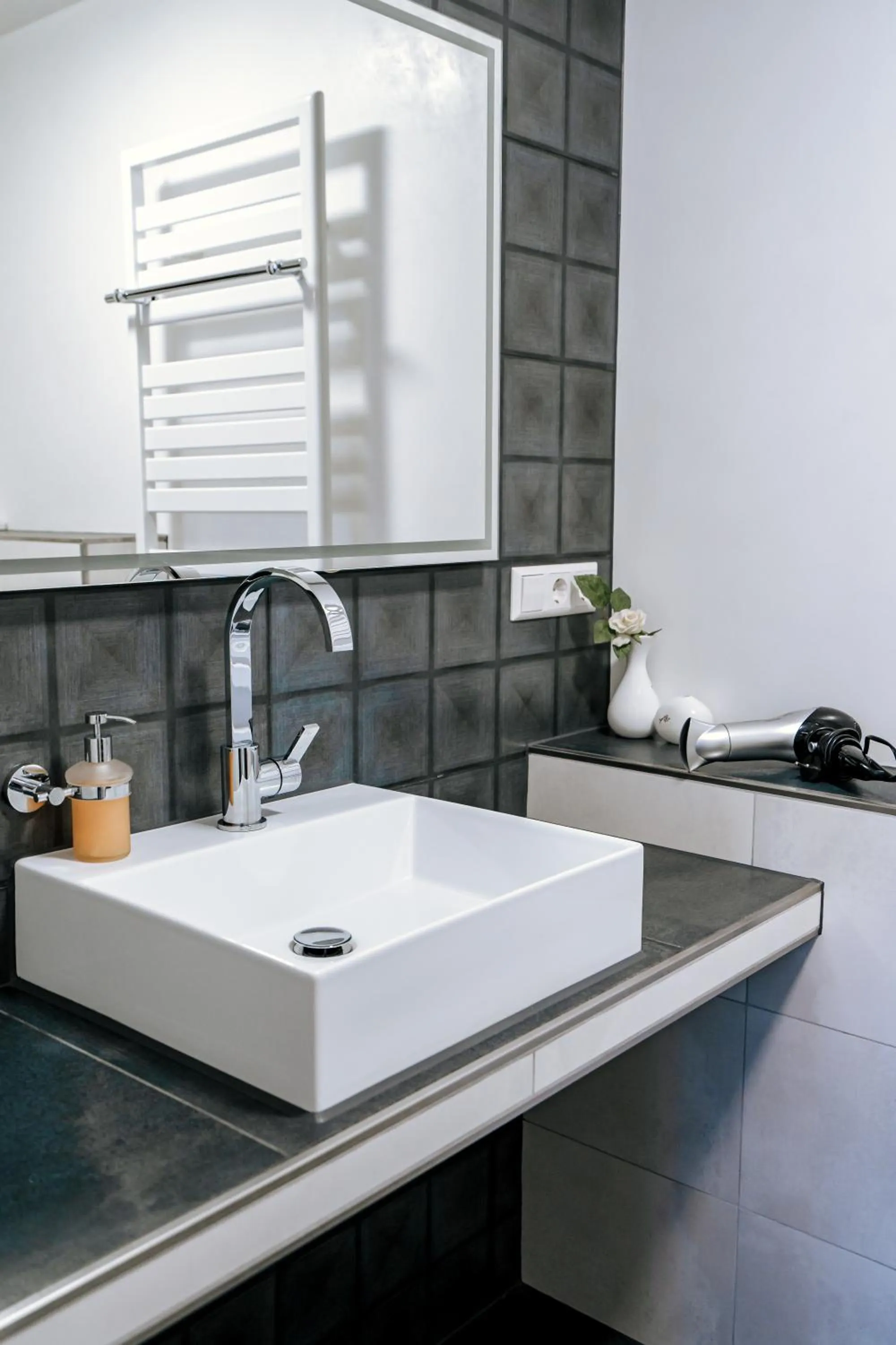 Bathroom in Dill Hotel