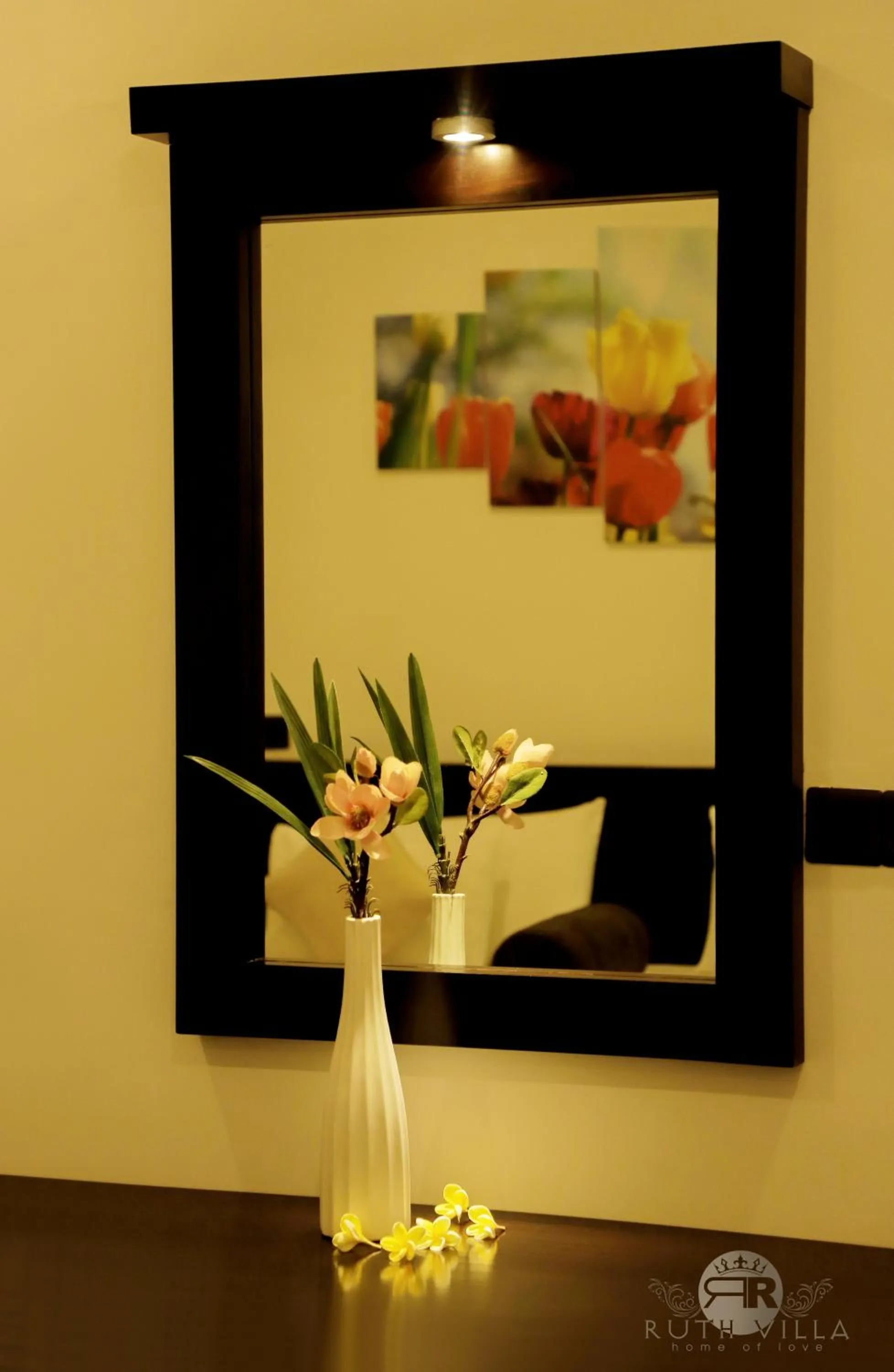 Area and facilities in Ruth Villa