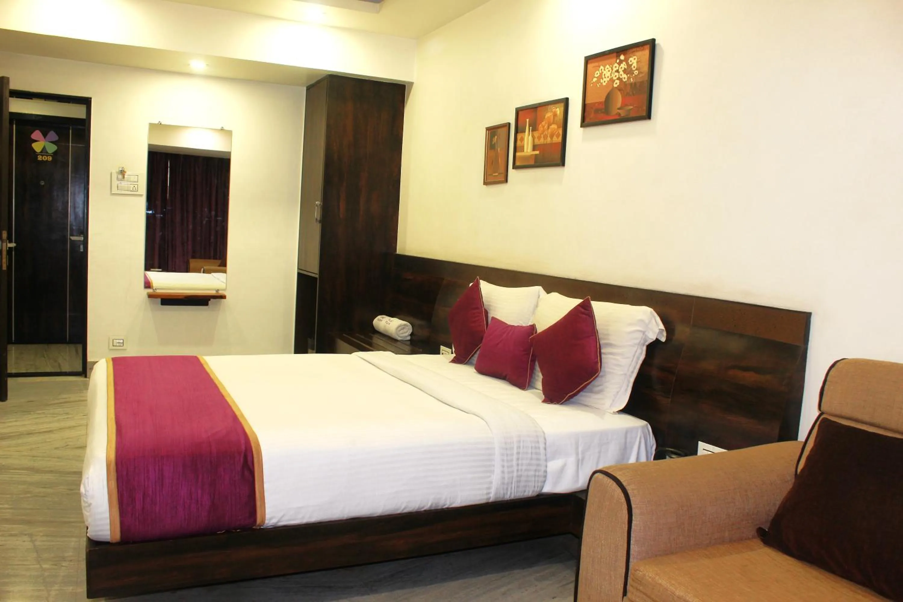 Bed in Hotel Planet Four