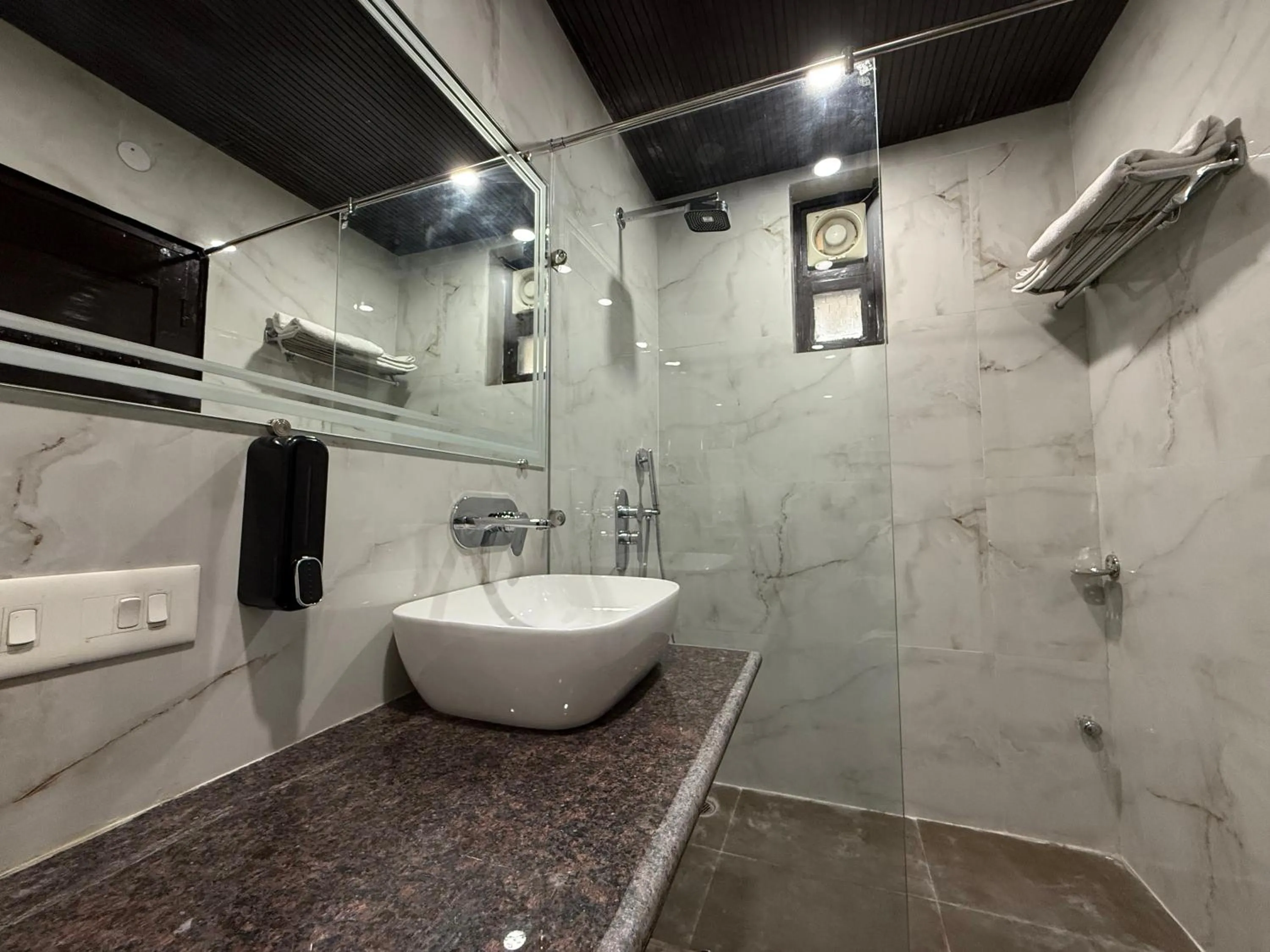 Shower in ECKO Kasang Regency Hill Resort