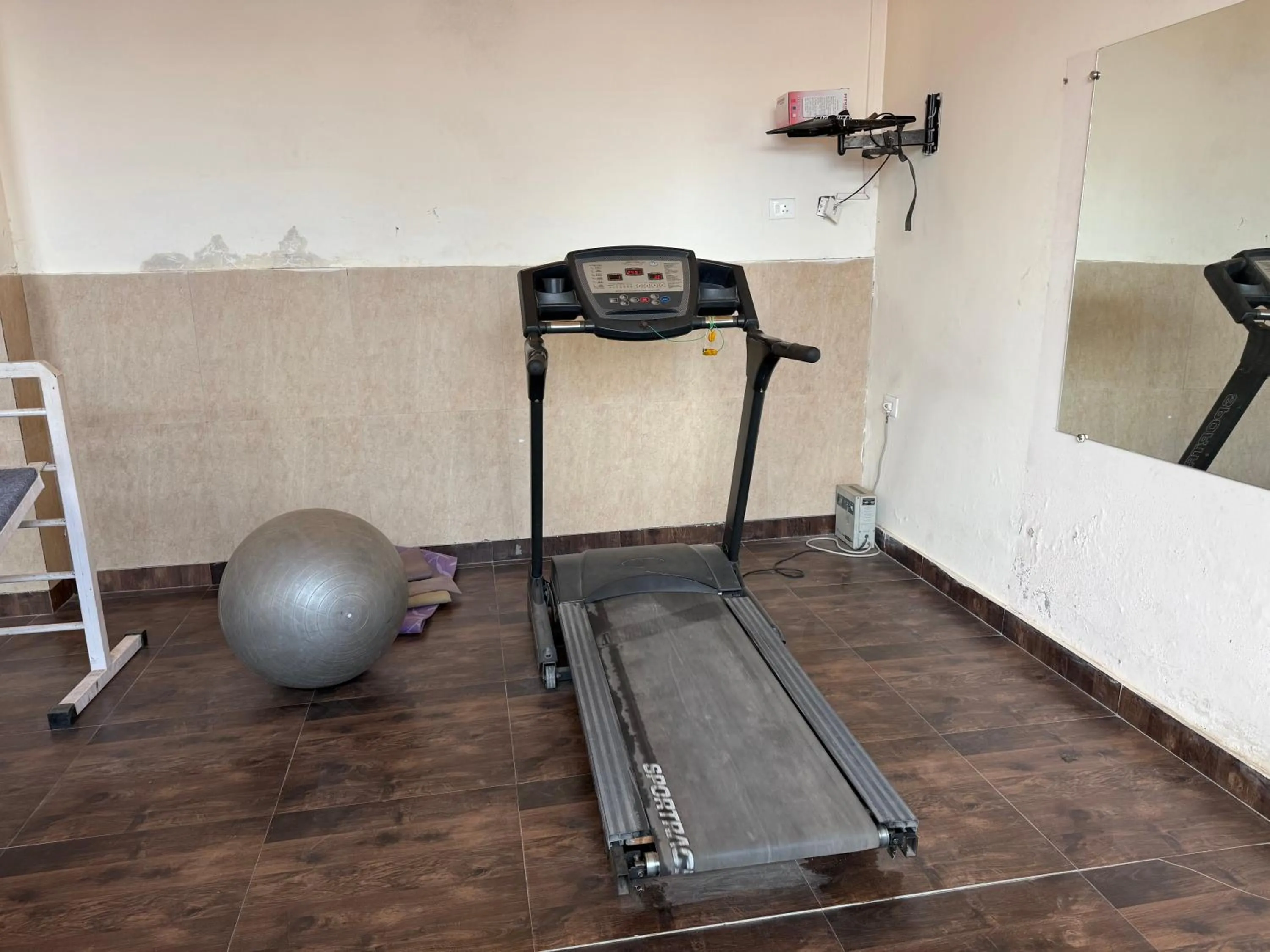 Fitness centre/facilities in ECKO Kasang Regency Hill Resort