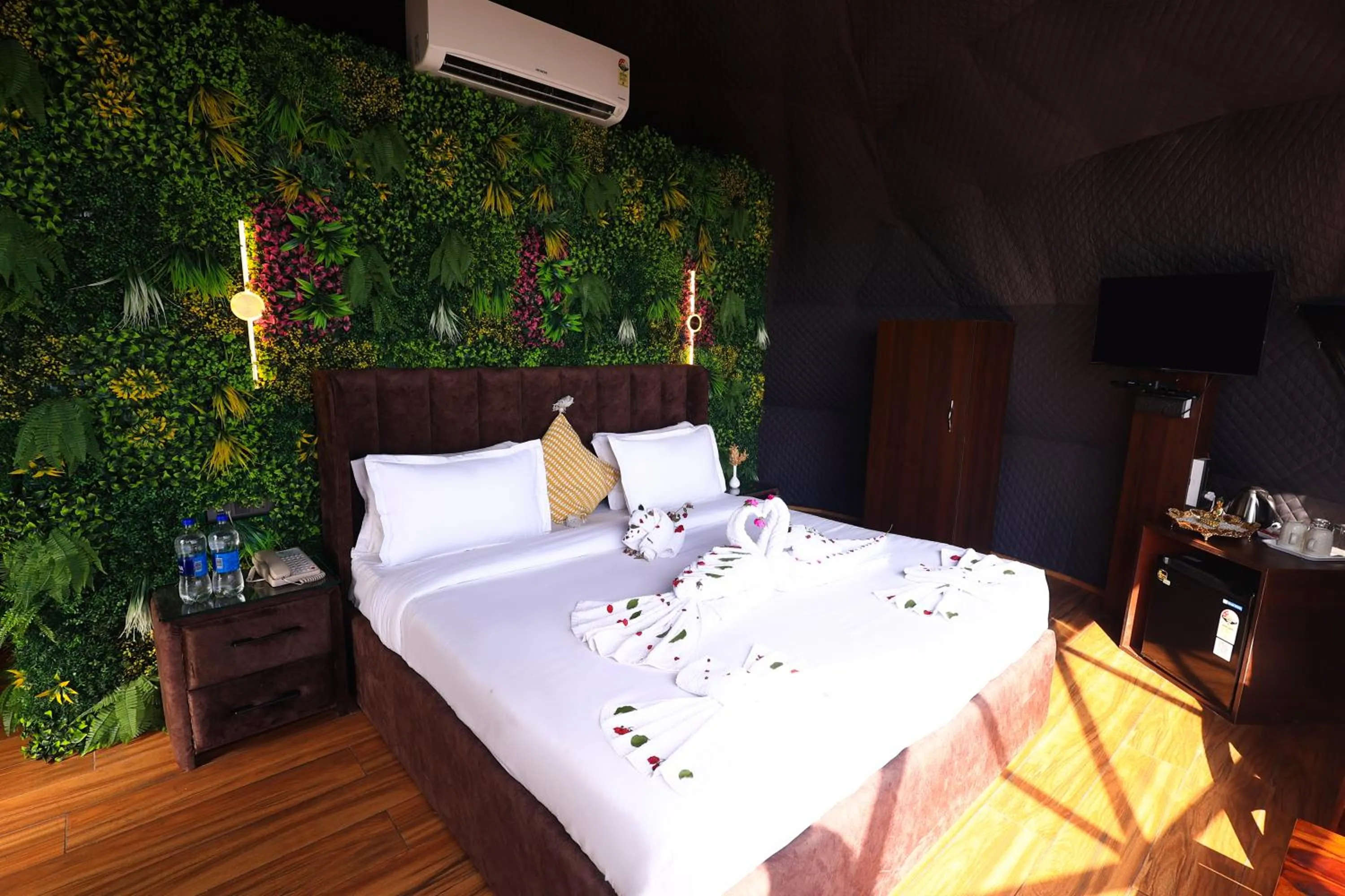 Bedroom, Bed in ECKO Kasang Regency Hill Resort