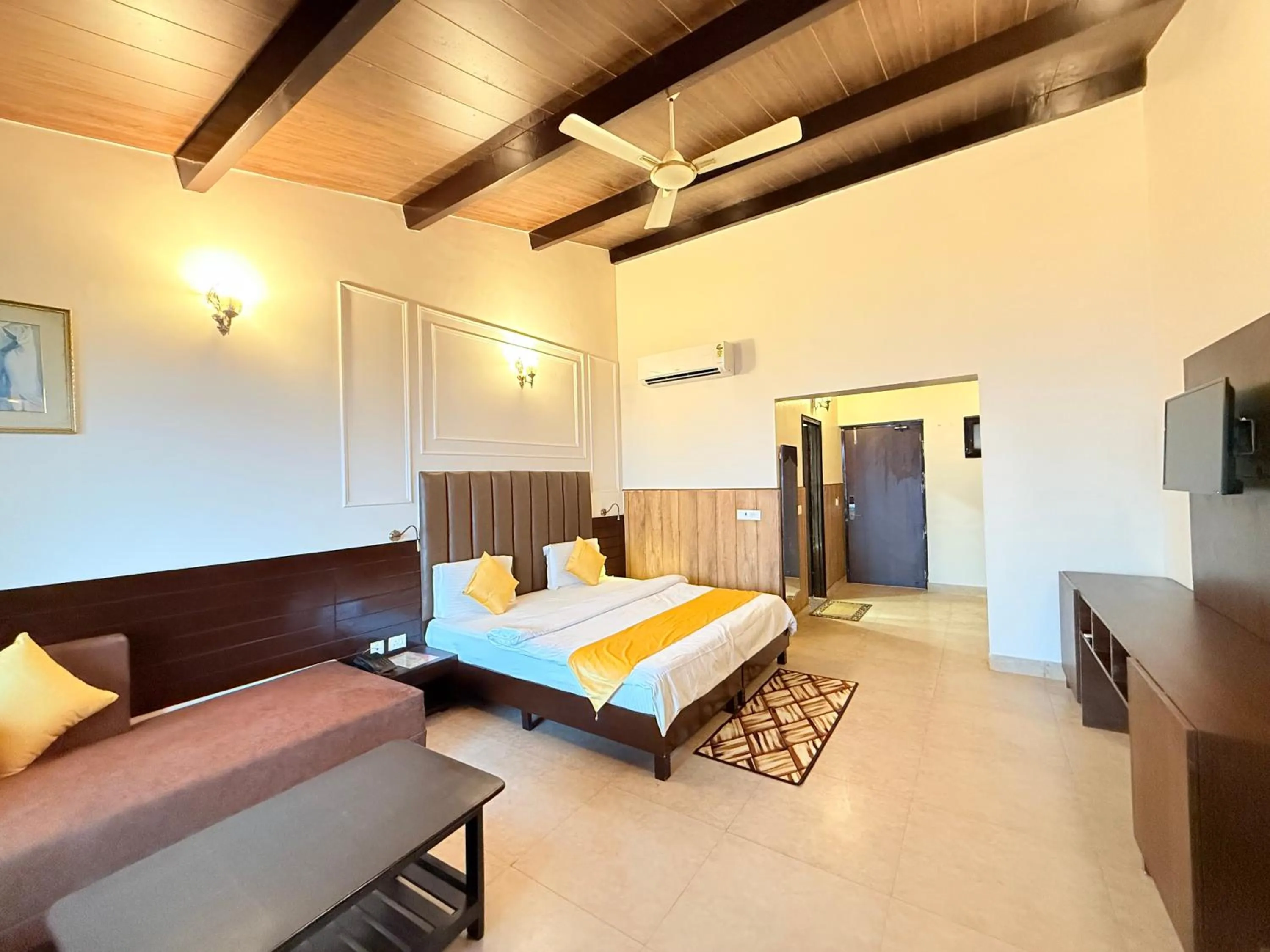 Photo of the whole room, Bed in ECKO Kasang Regency Hill Resort