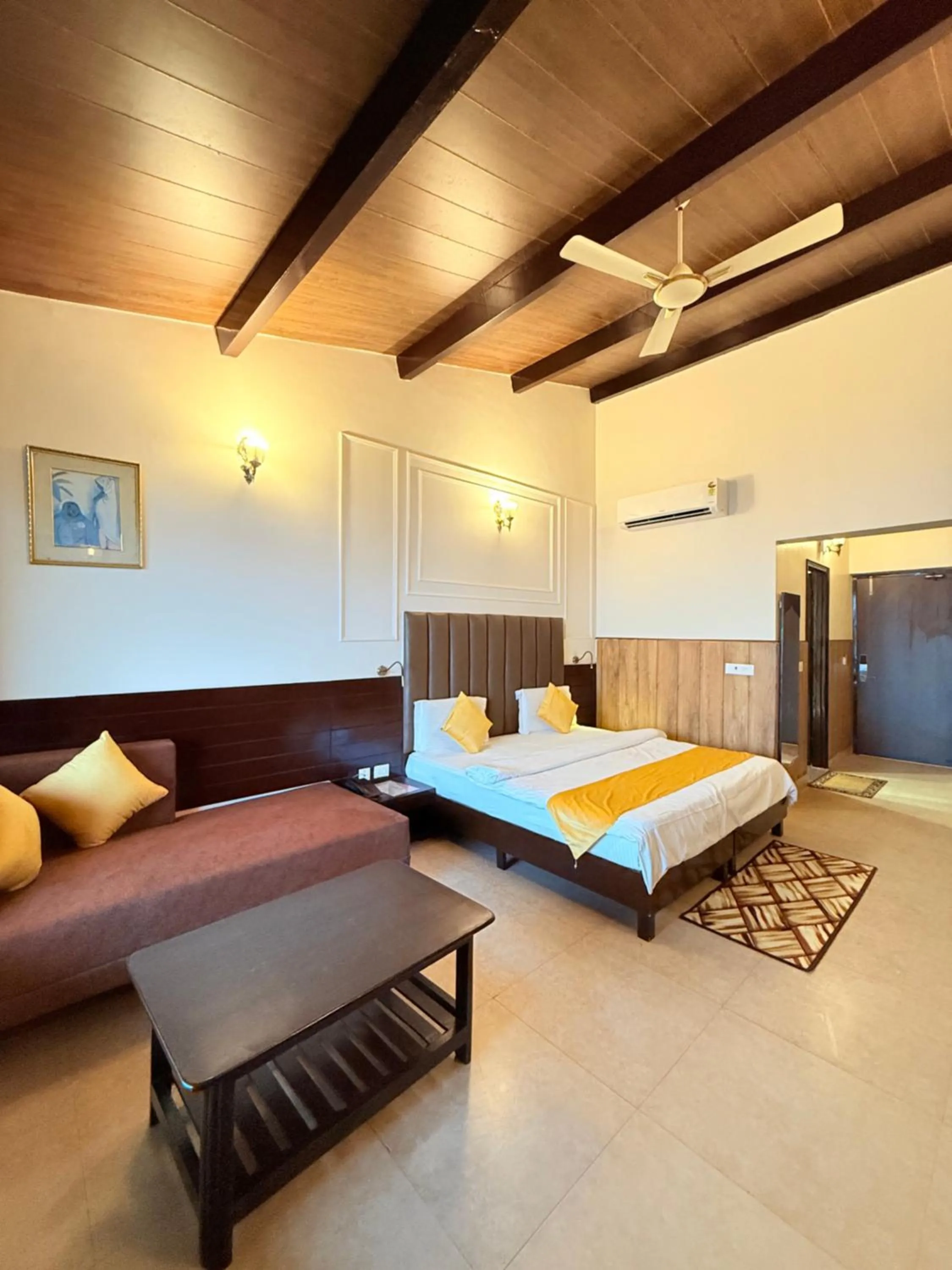 Bed in ECKO Kasang Regency Hill Resort