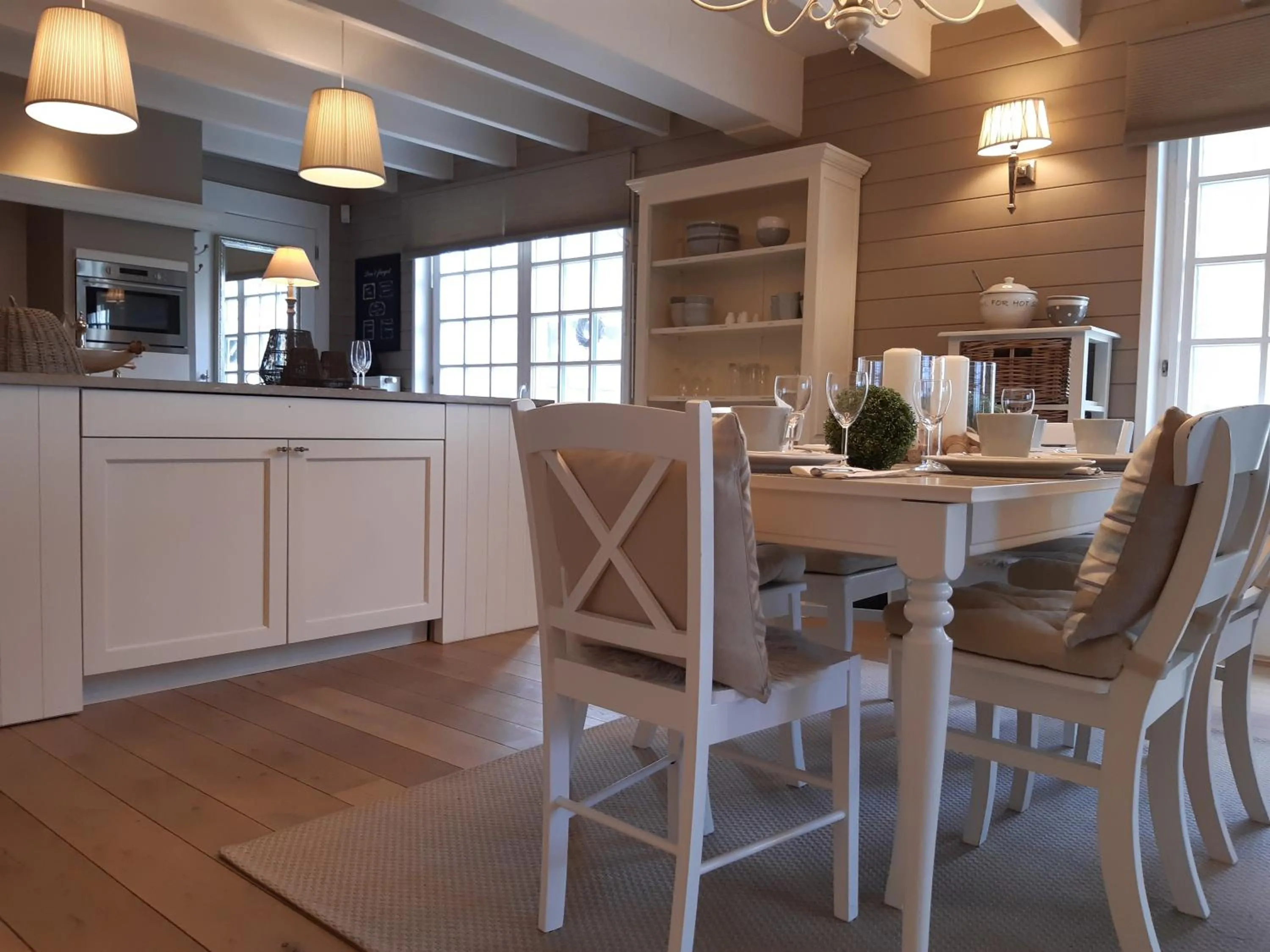 Casa-Cosi, tourist & business suites & flats with reserved parking included, private sauna