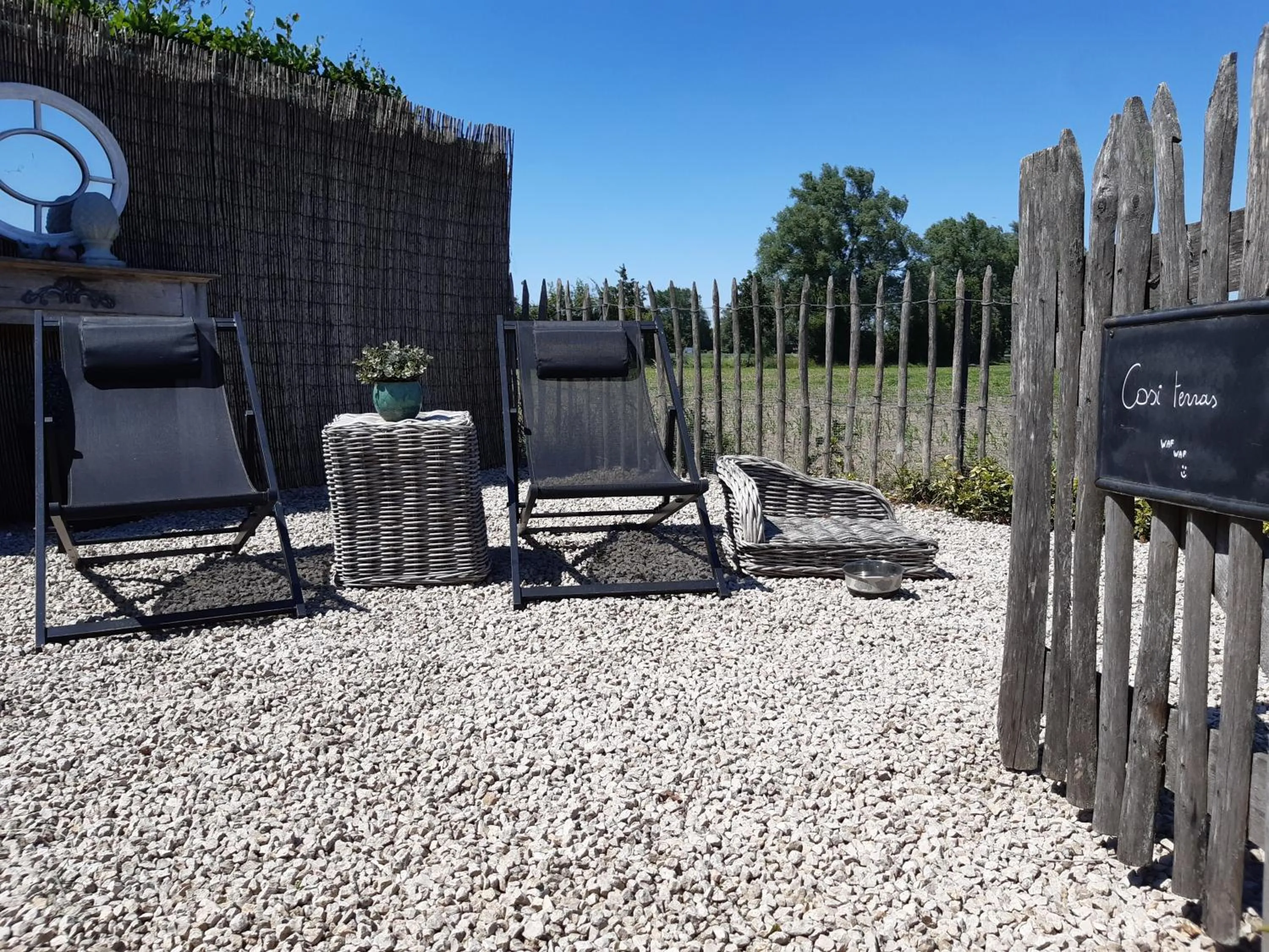Casa-Cosi, tourist & business suites & flats with reserved parking included, private sauna