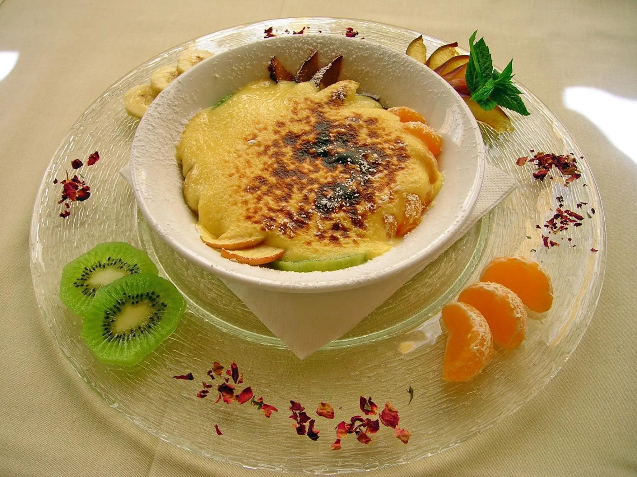 Food and drinks in Hotel Gasthof Neuner