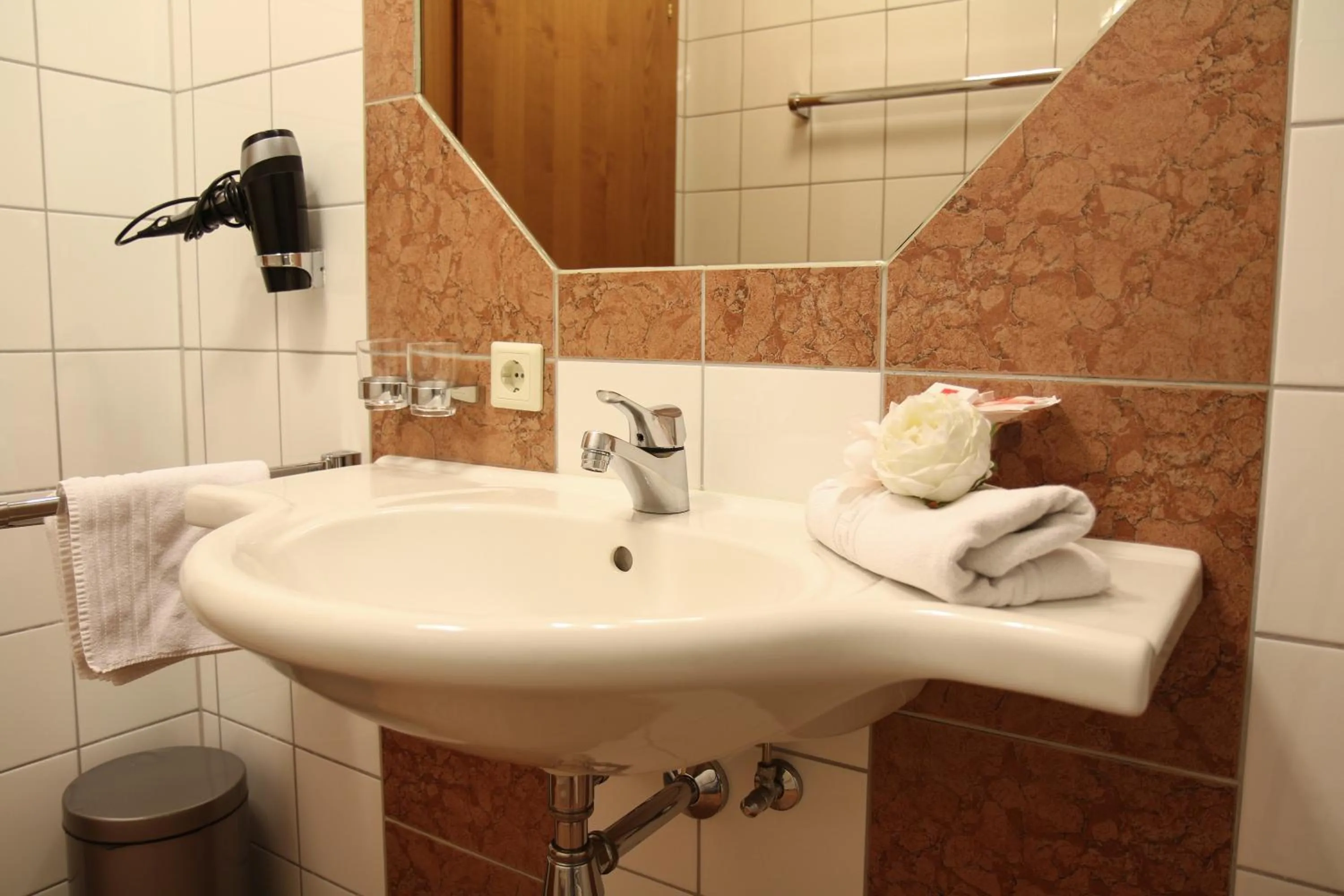 Bathroom in Hotel Gasthof Neuner