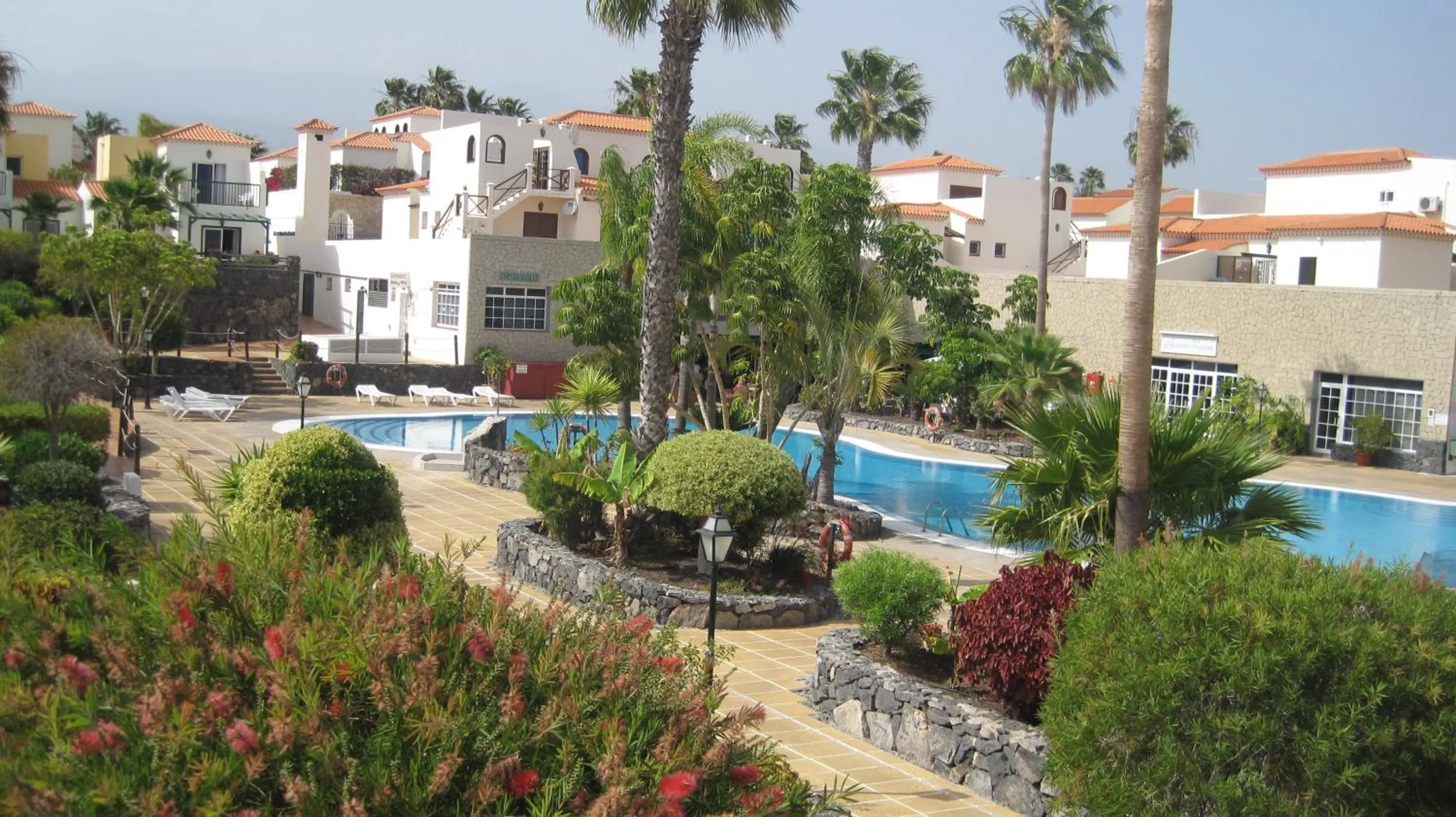 Garden in Las Adelfas 2