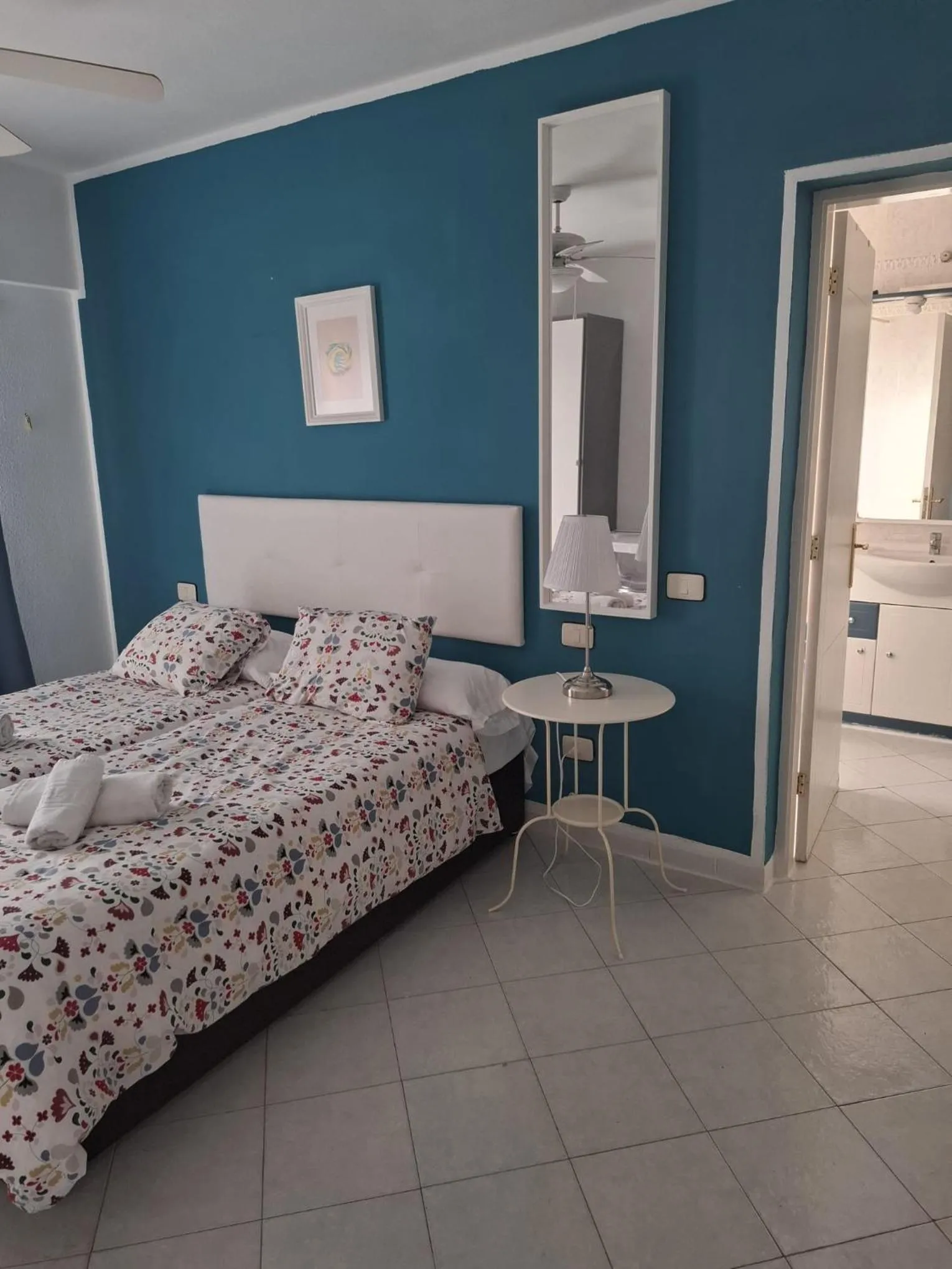 Bed in Las Adelfas 2