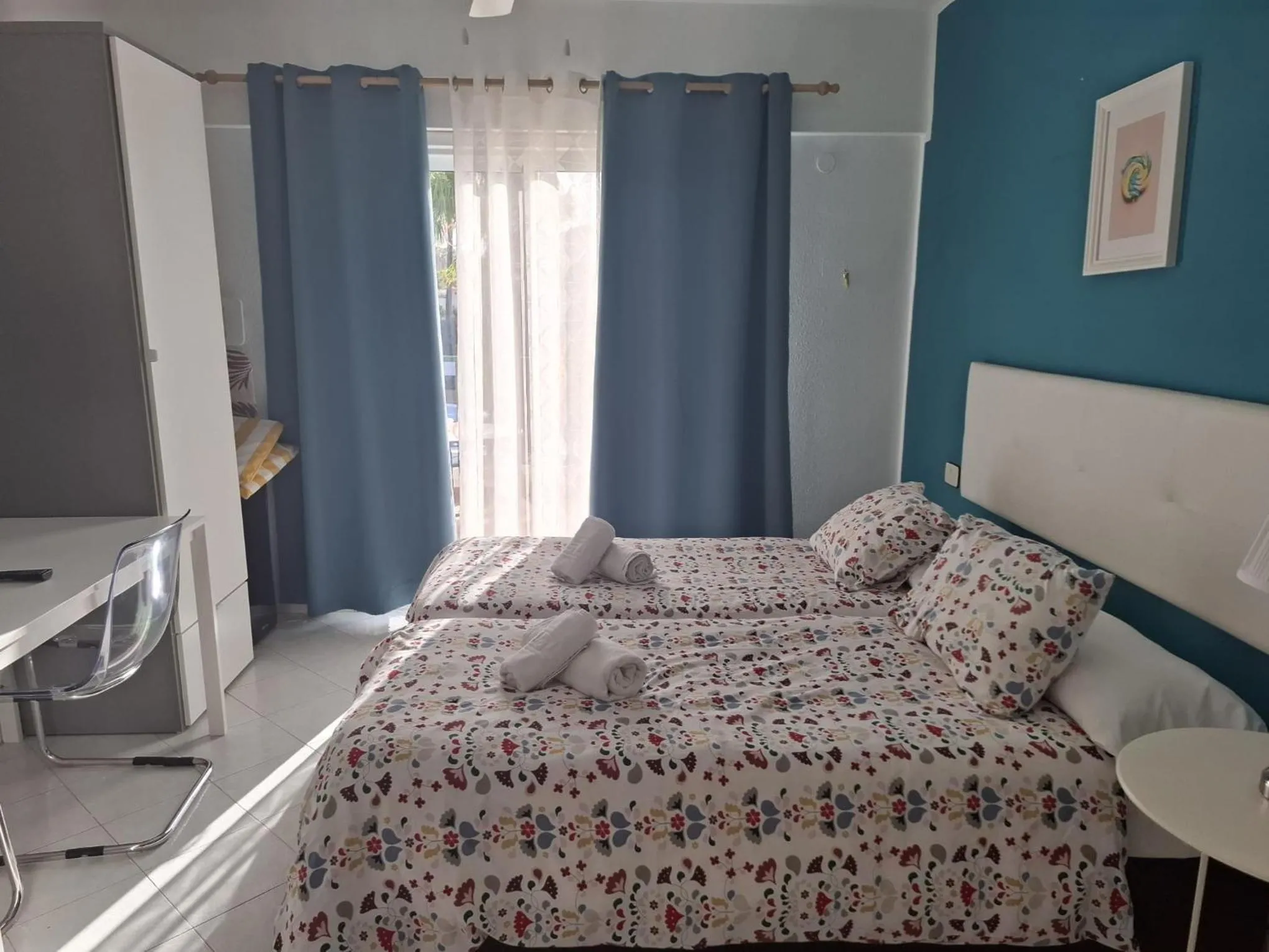 Bed in Las Adelfas 2
