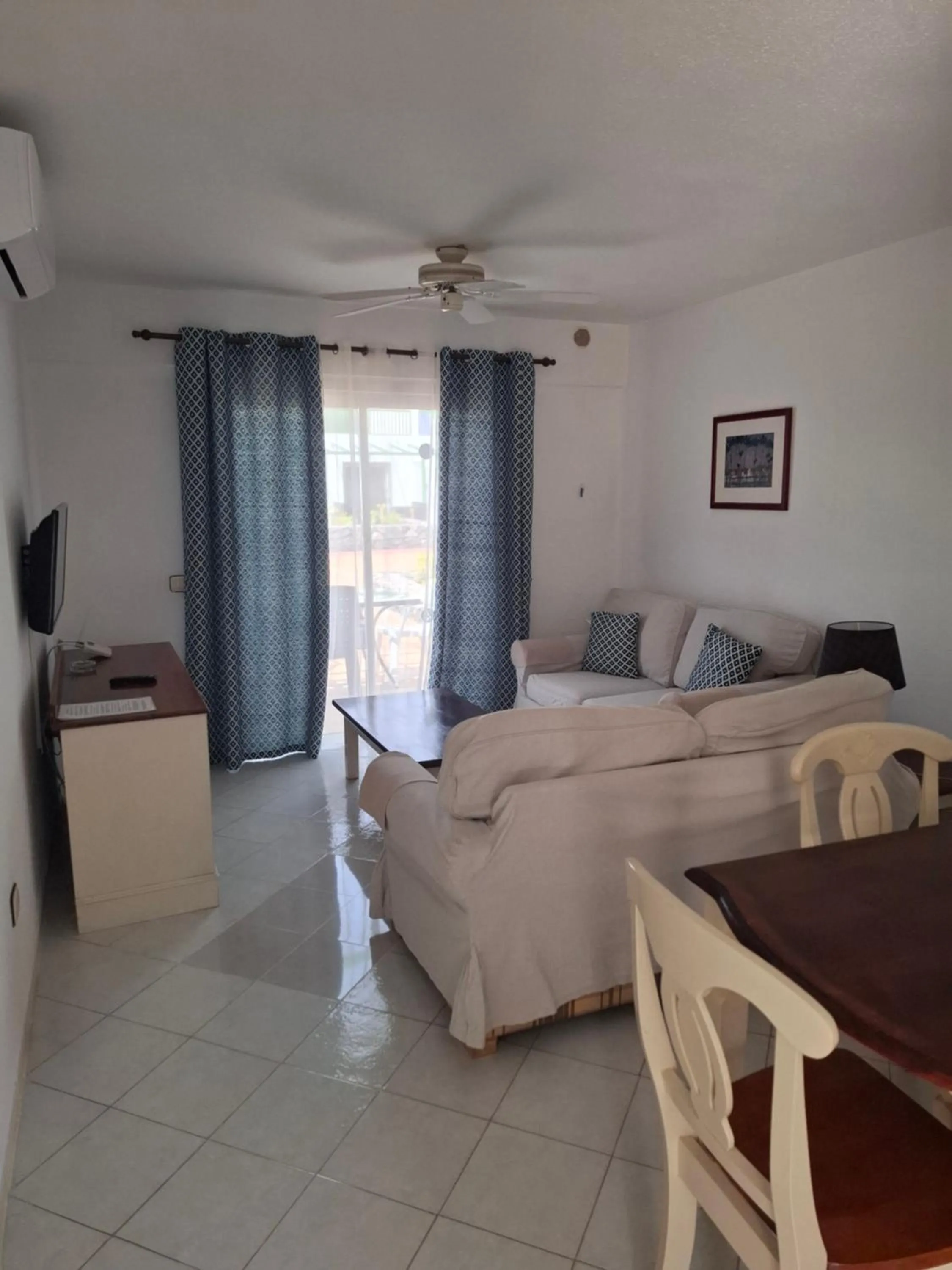 Bed in Las Adelfas 2