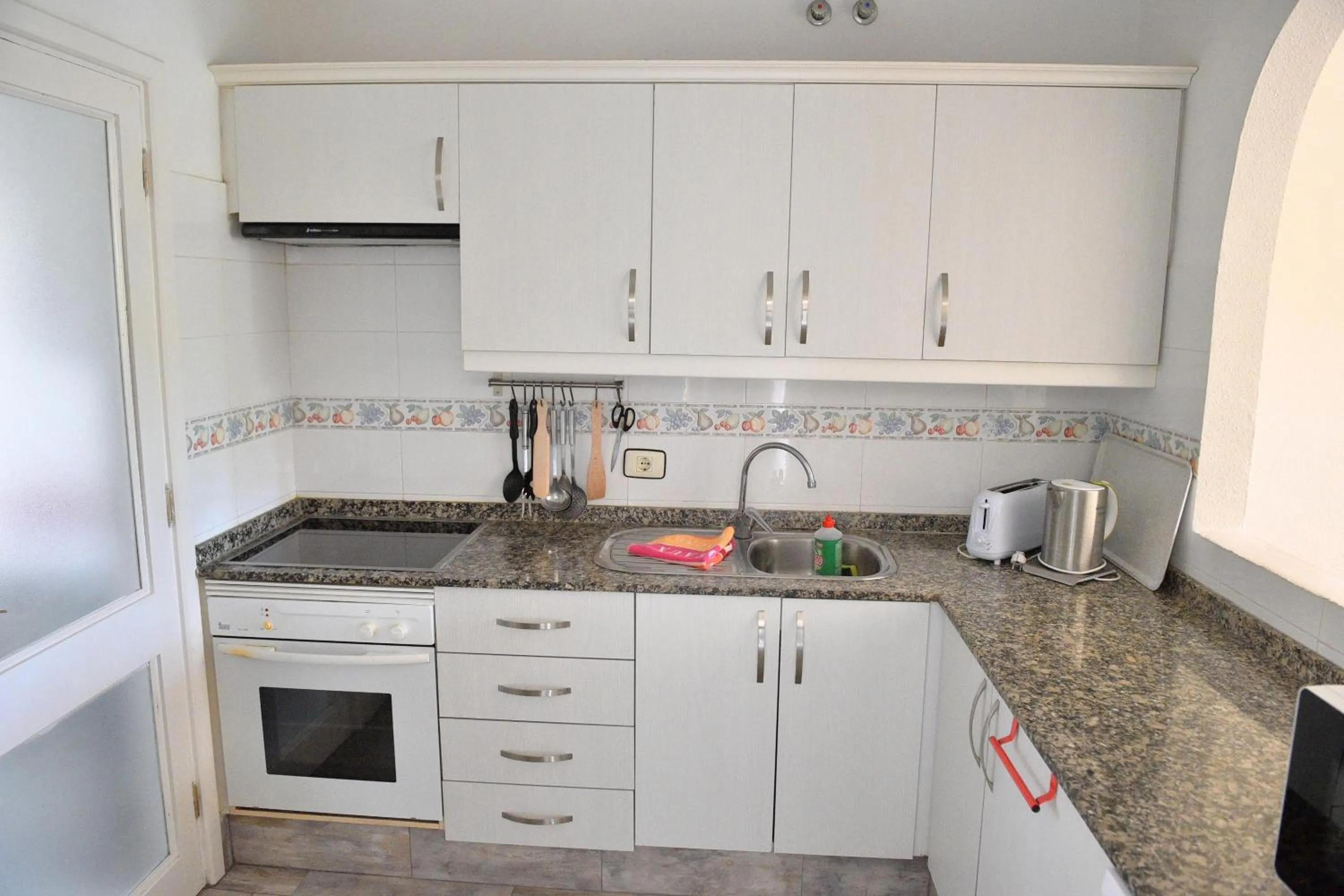 Kitchen or kitchenette in Las Adelfas 2
