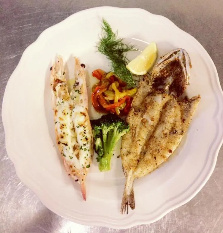 Restaurant/places to eat in Hotel La Falconara