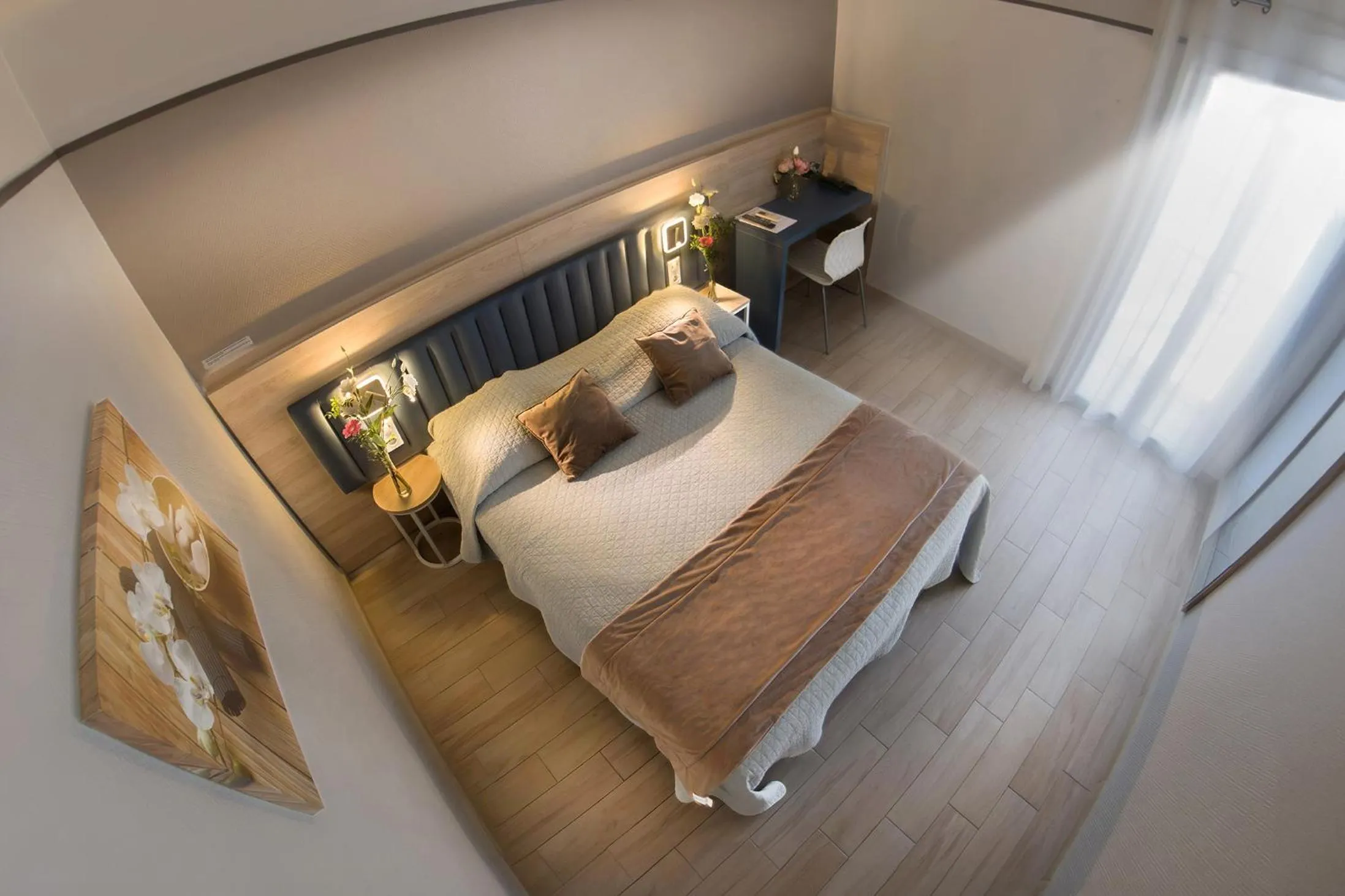 Photo of the whole room, Bed in Hotel Le Golfe