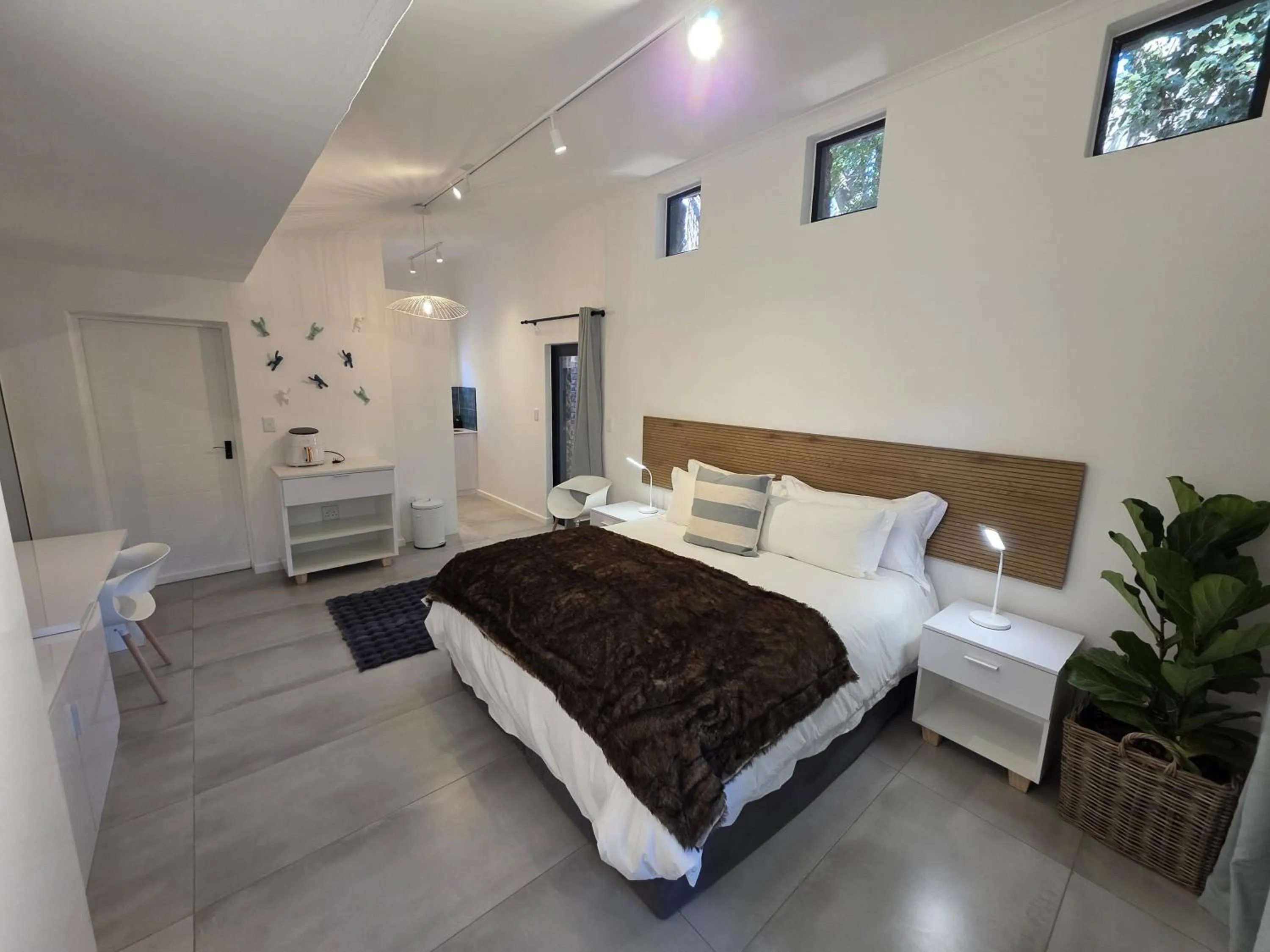 Photo of the whole room, Bed in 440@Brooklyn