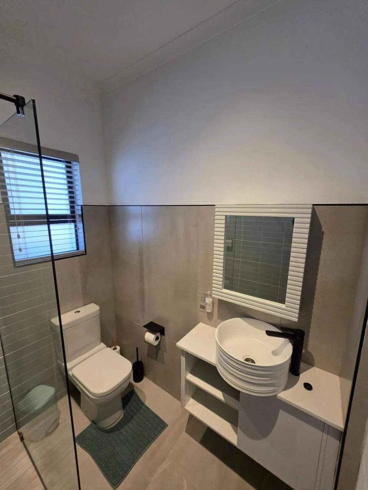 Toilet in 440@Brooklyn