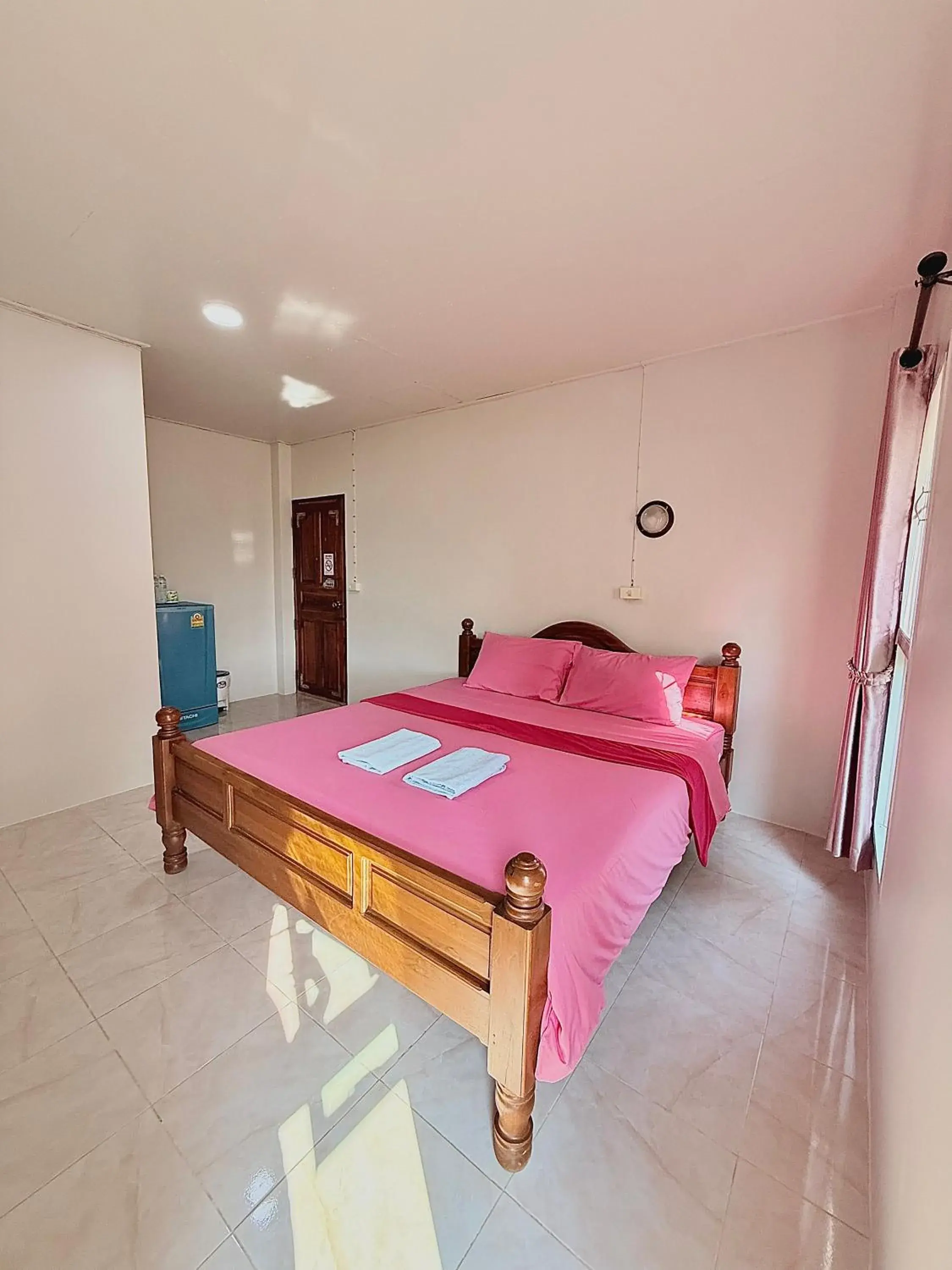 Bed in Queue&Bright Resort Bed in Queue&Bright Resort