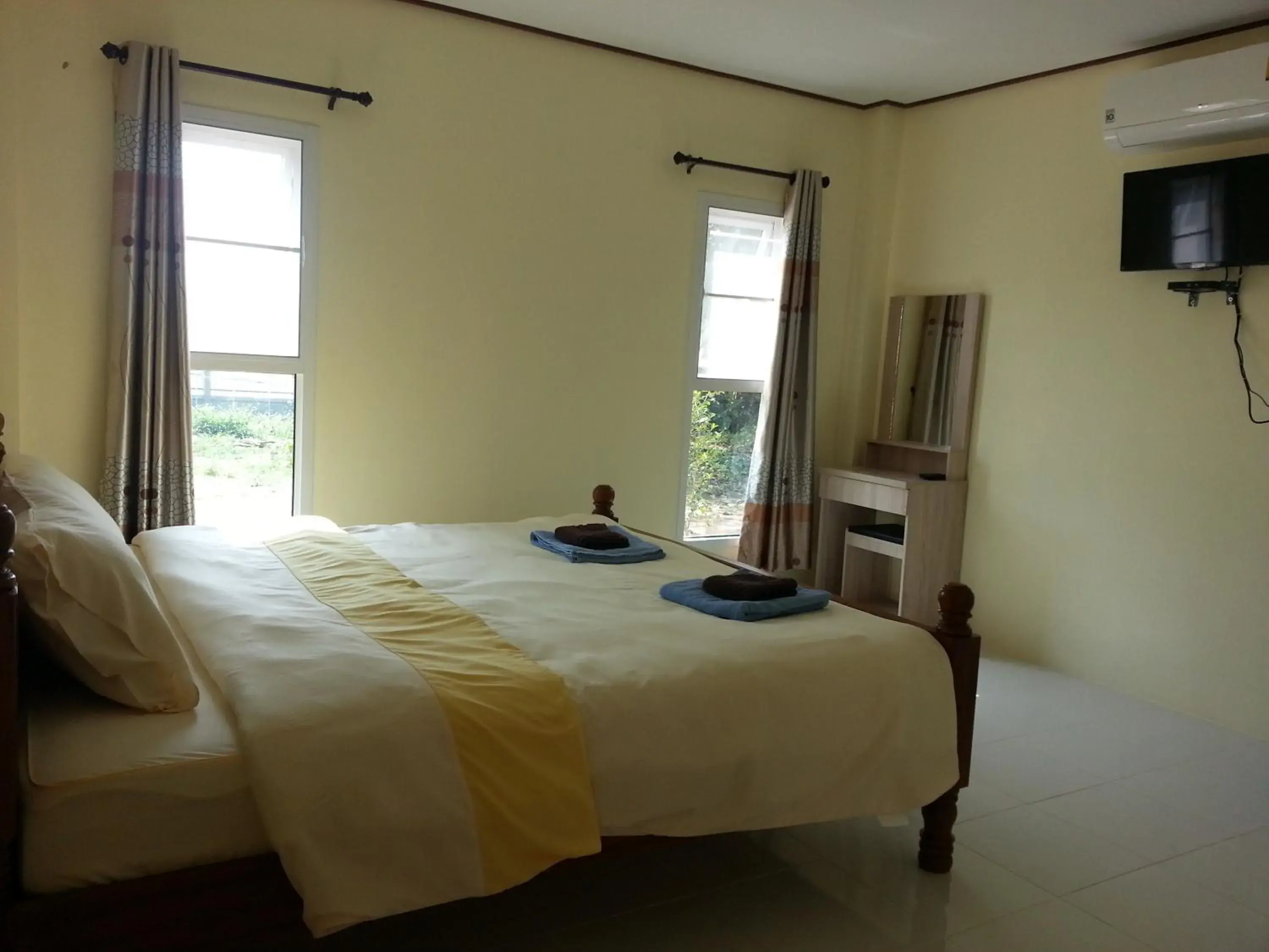 Photo of the whole room, Bed in Queue&Bright Resort Photo of the whole room, Bed in Queue&Bright Resort