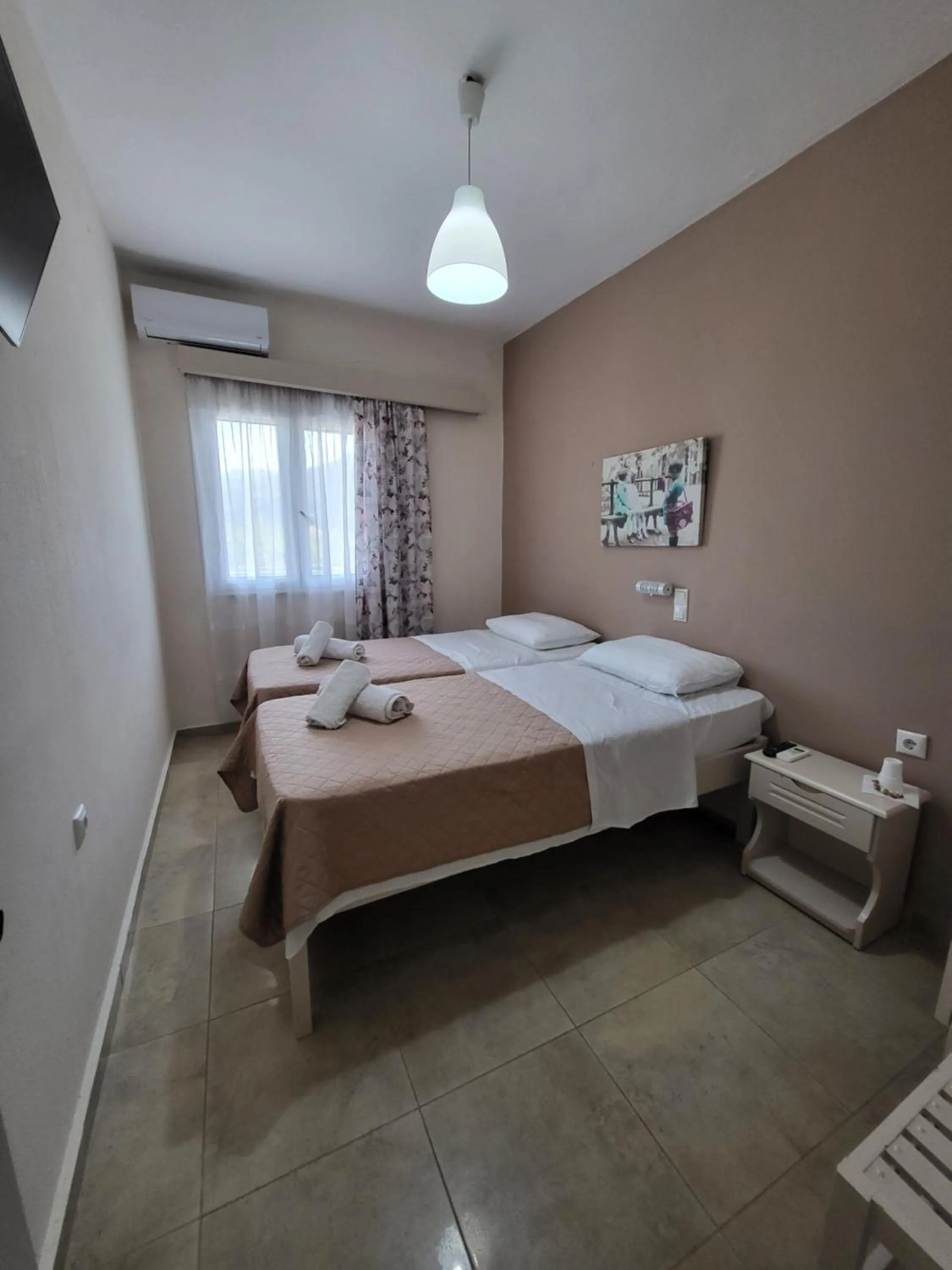 Bed in Panorama Hotel - Restaurant