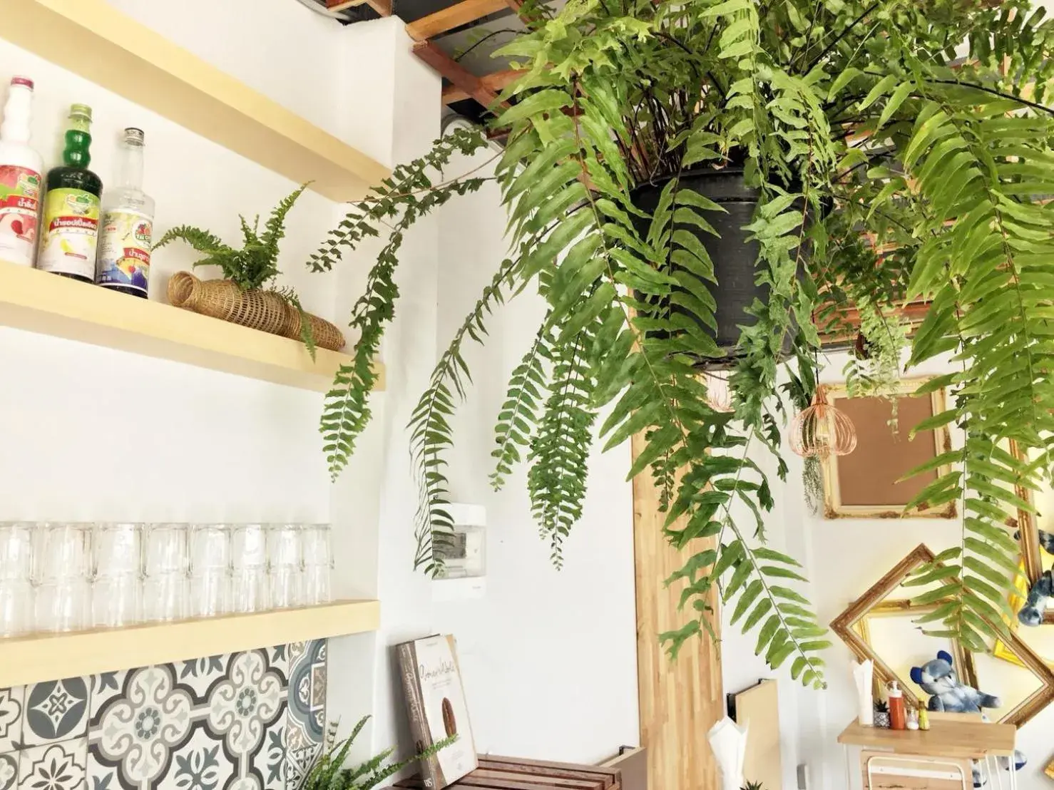 Restaurant/places to eat in UD Capital Hotel Restaurant/places to eat in UD Capital Hotel