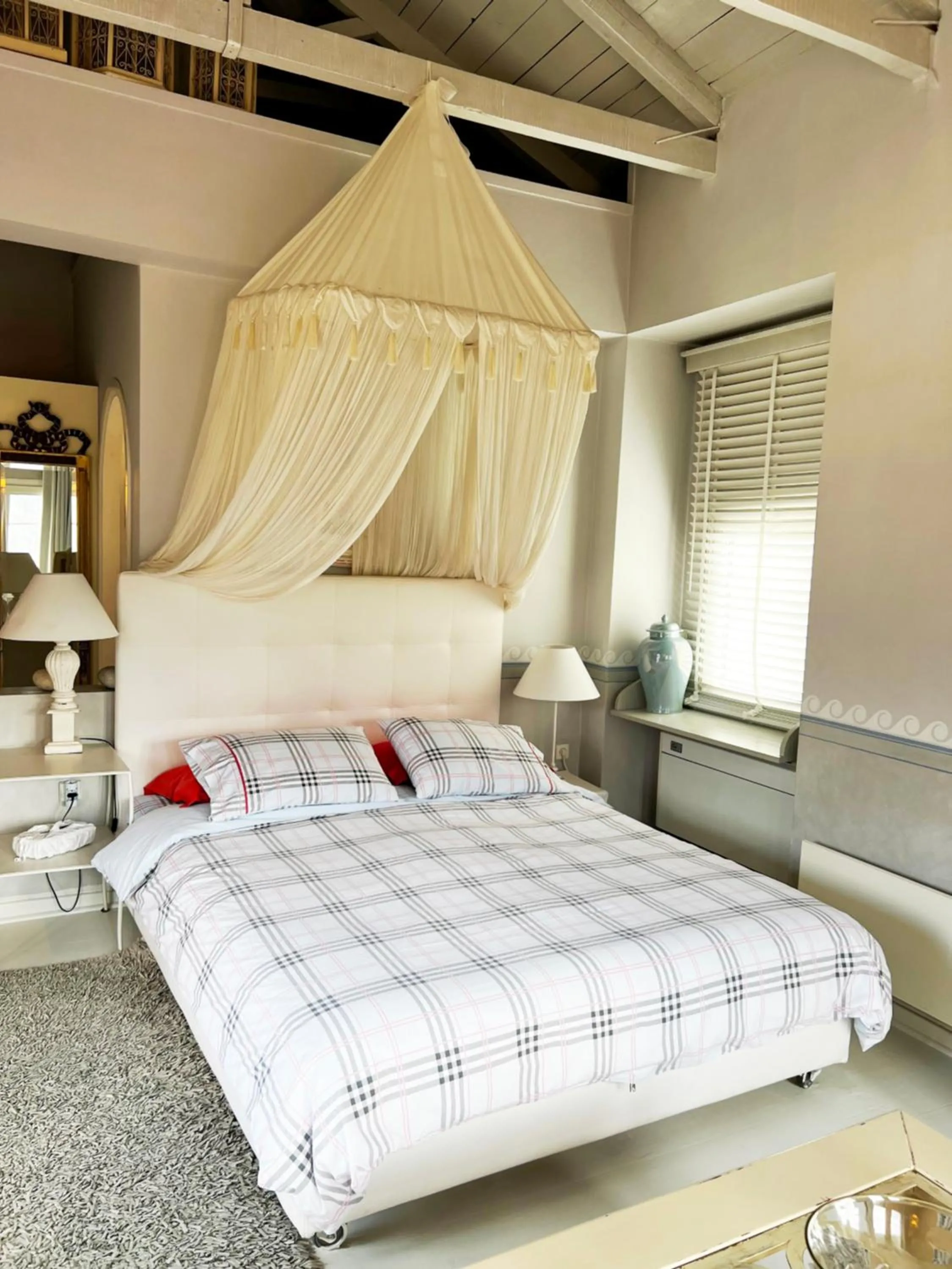 Bed in Anerada inn Suites & Spa - Pet Friendly
