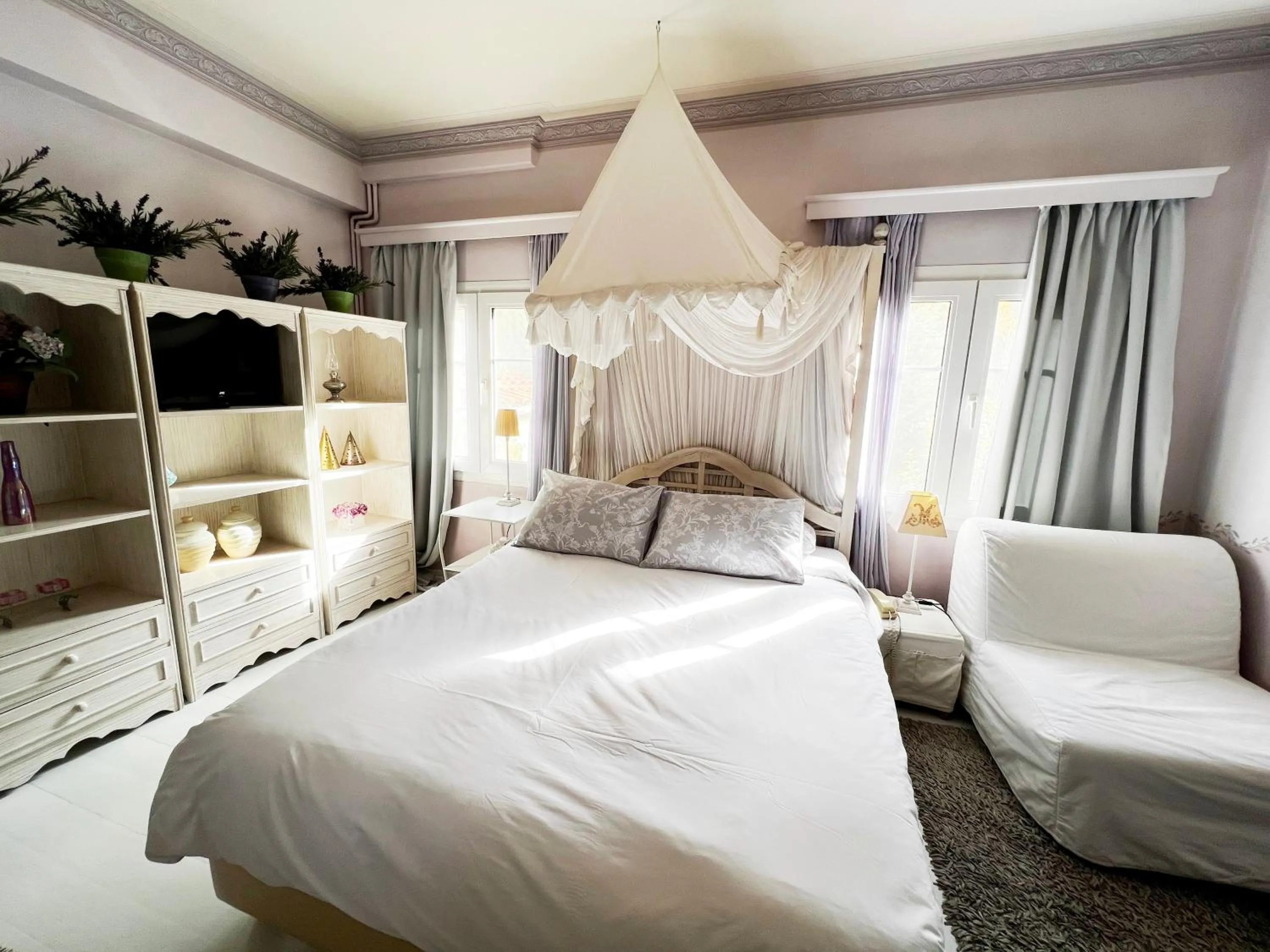 Bed in Anerada inn Suites & Spa - Pet Friendly