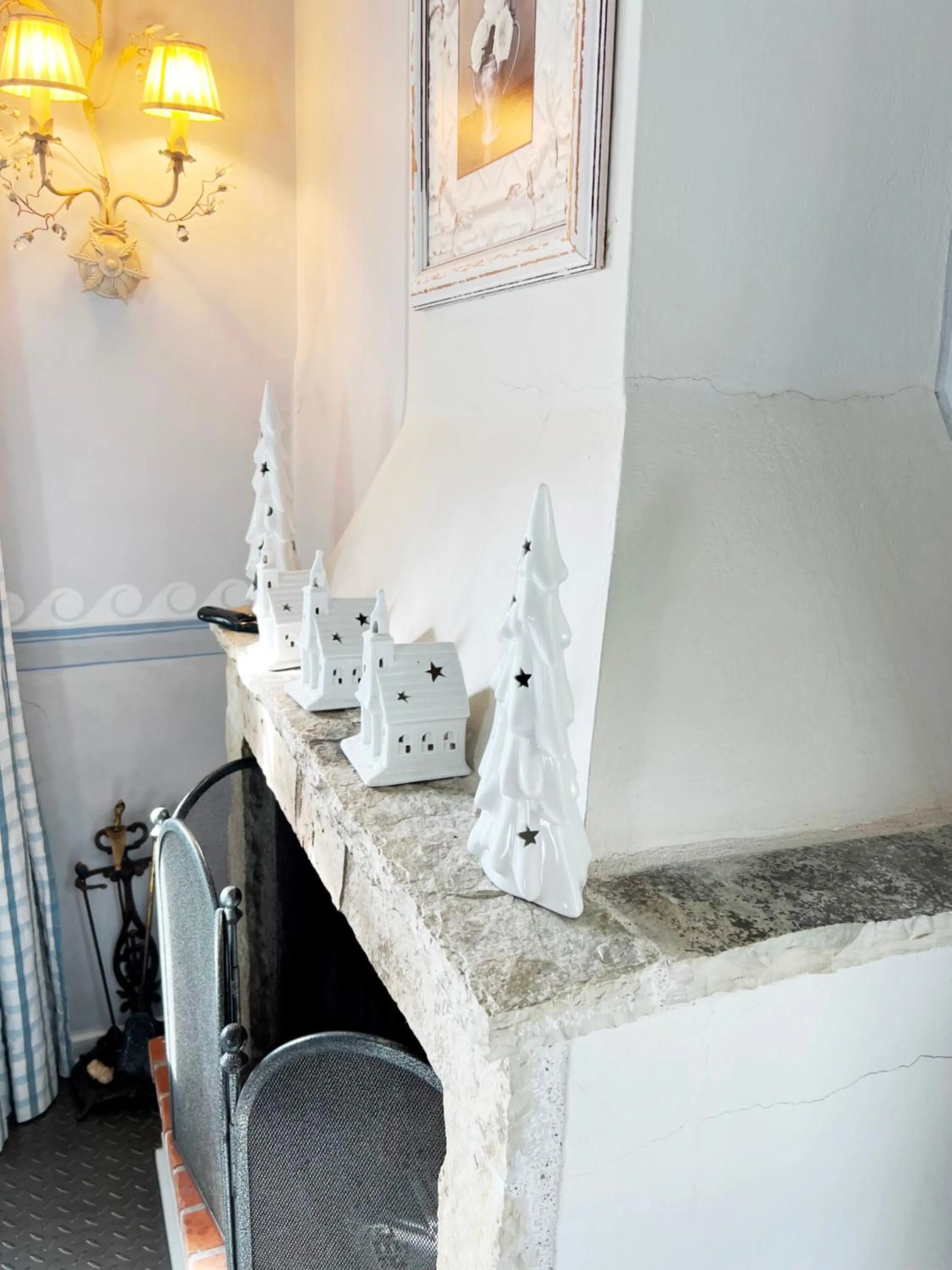 flat iron in Anerada inn Suites & Spa - Pet Friendly
