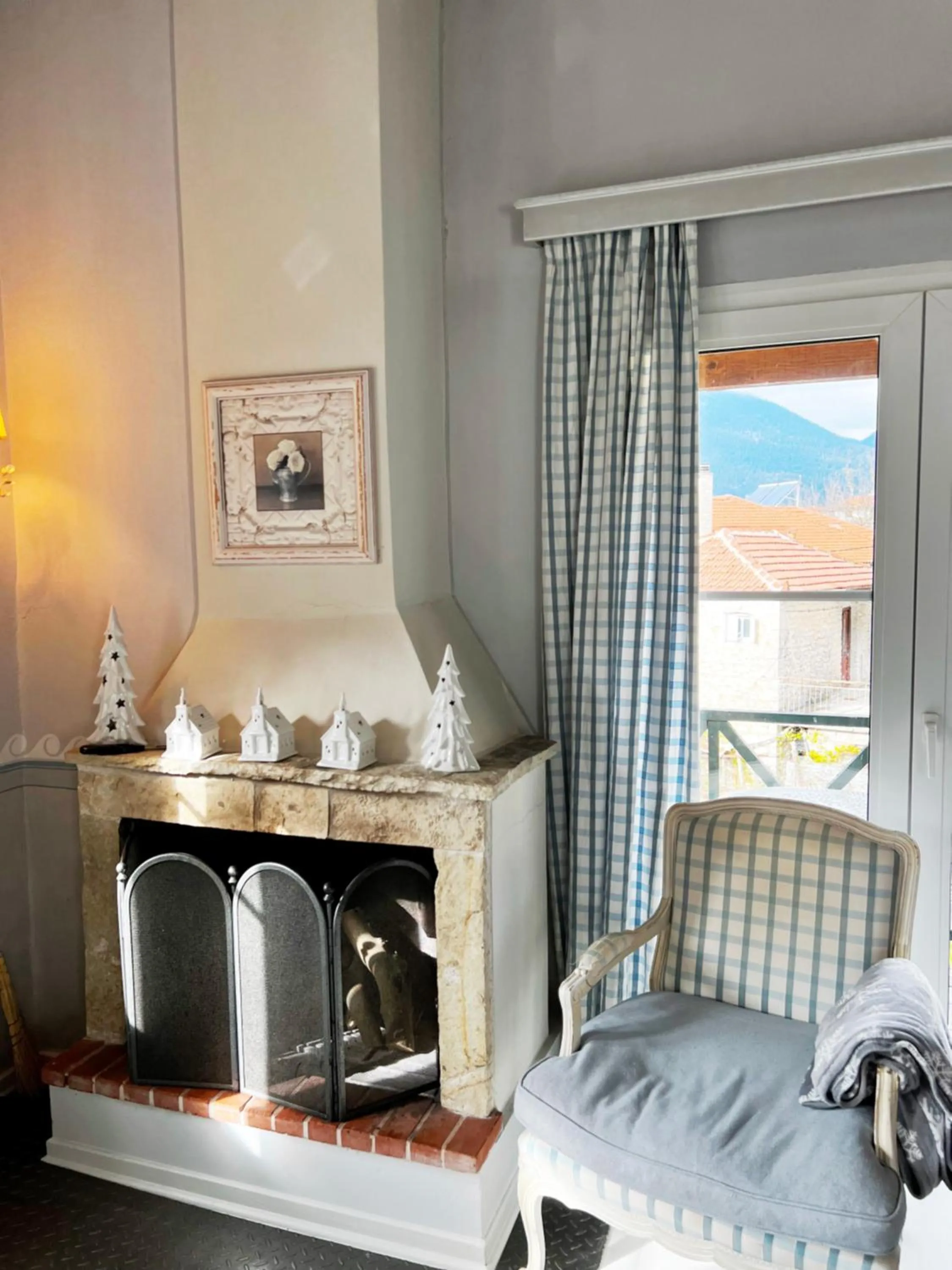 flat iron in Anerada inn Suites & Spa - Pet Friendly