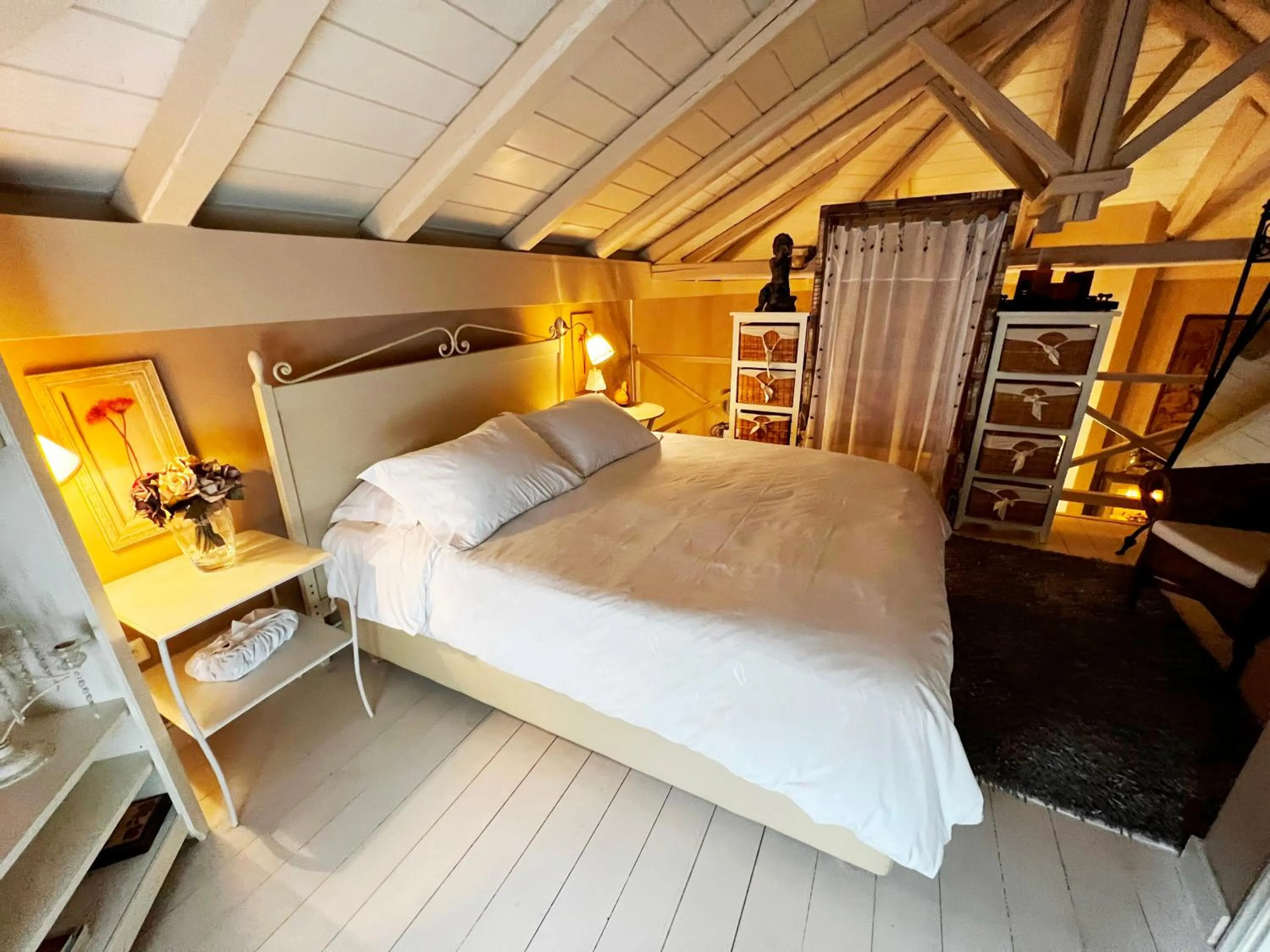 Bed in Anerada inn Suites & Spa - Pet Friendly