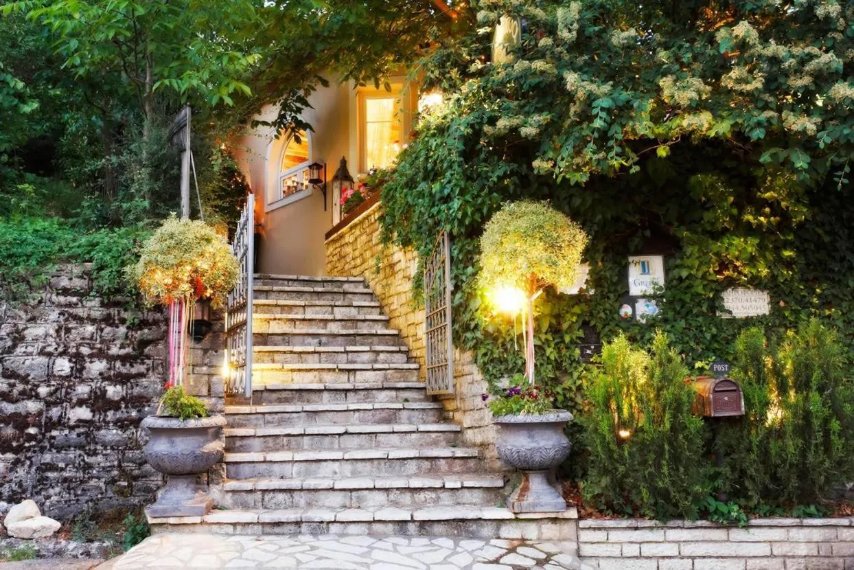 Property building in Anerada inn Suites & Spa - Pet Friendly