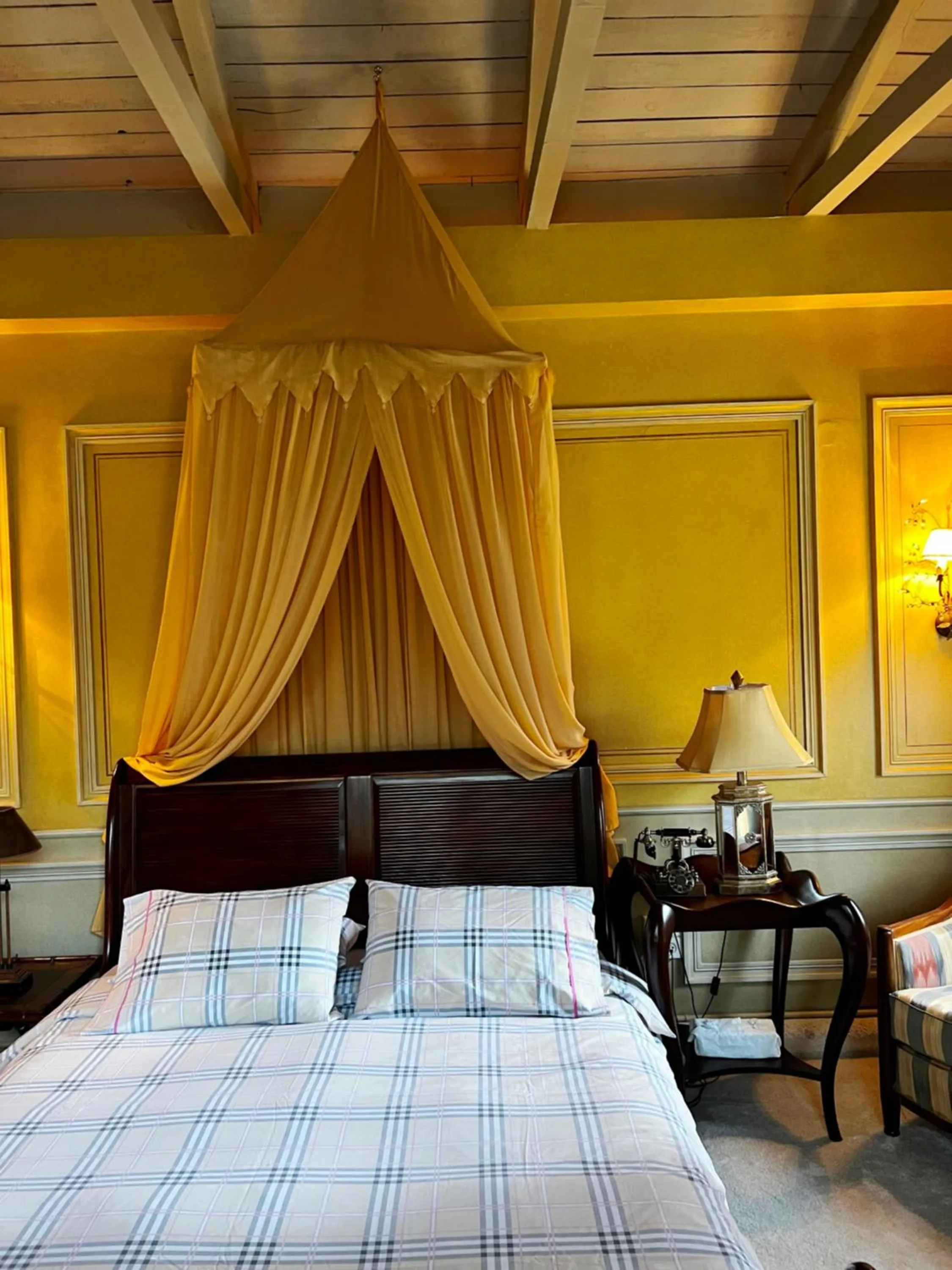 Bed in Anerada inn Suites & Spa - Pet Friendly