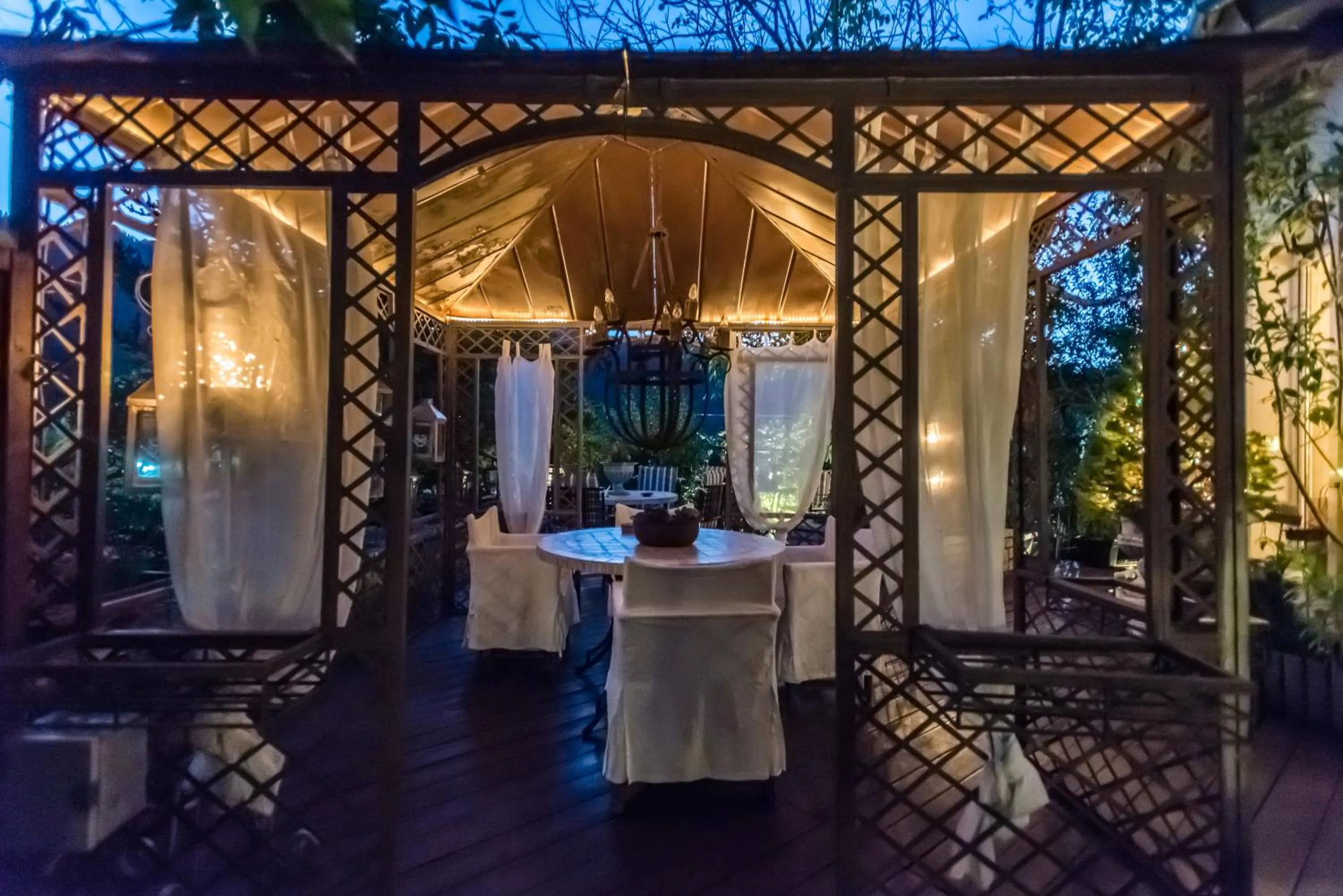 Garden view in Anerada inn Suites & Spa - Pet Friendly