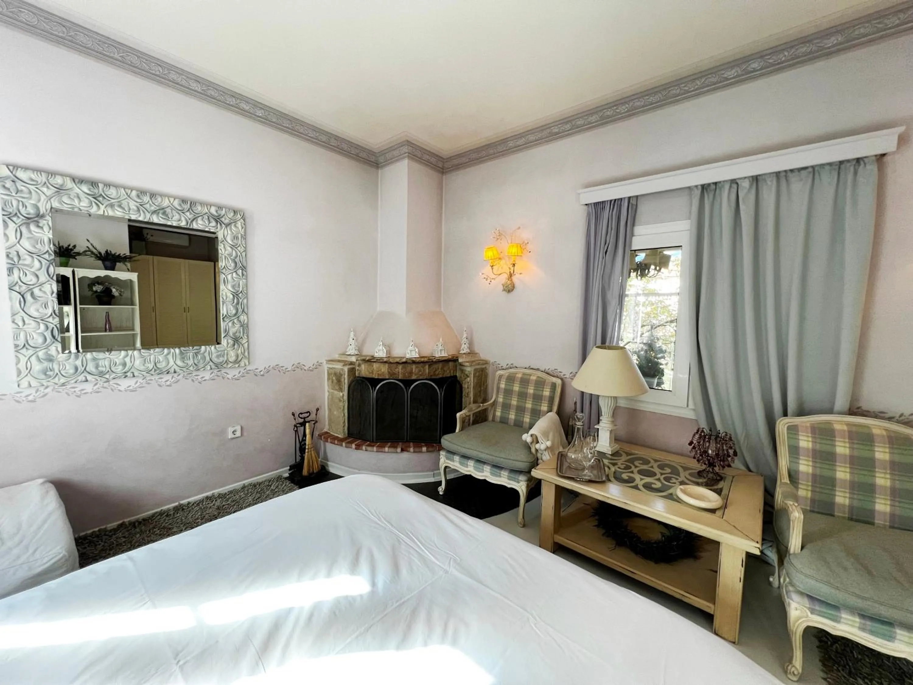 Bed in Anerada inn Suites & Spa - Pet Friendly
