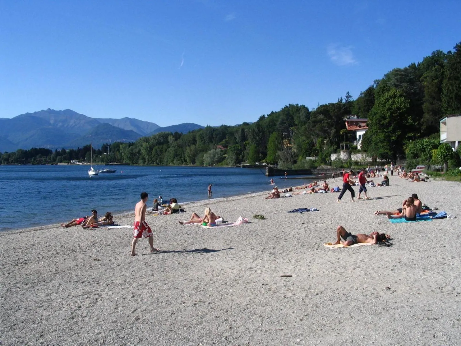 Beach in Albergo Riva