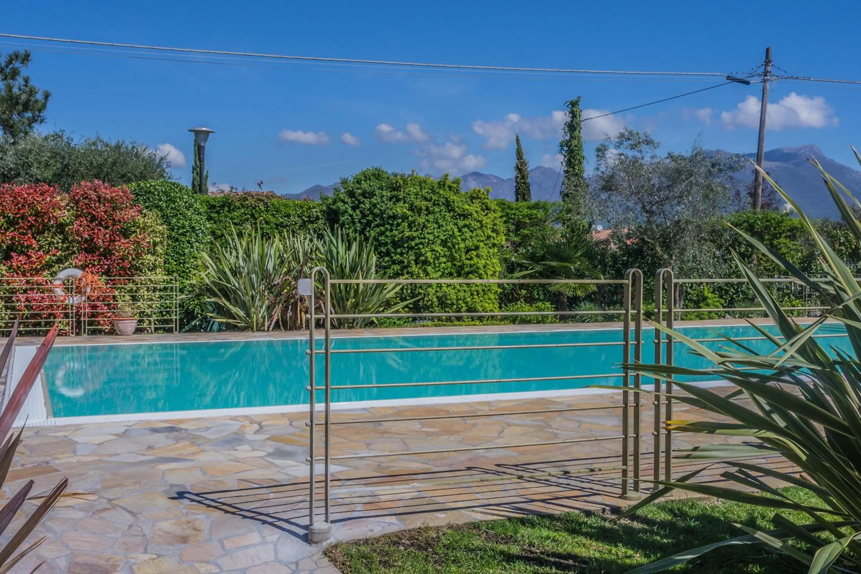 Swimming pool in Residence Oasi