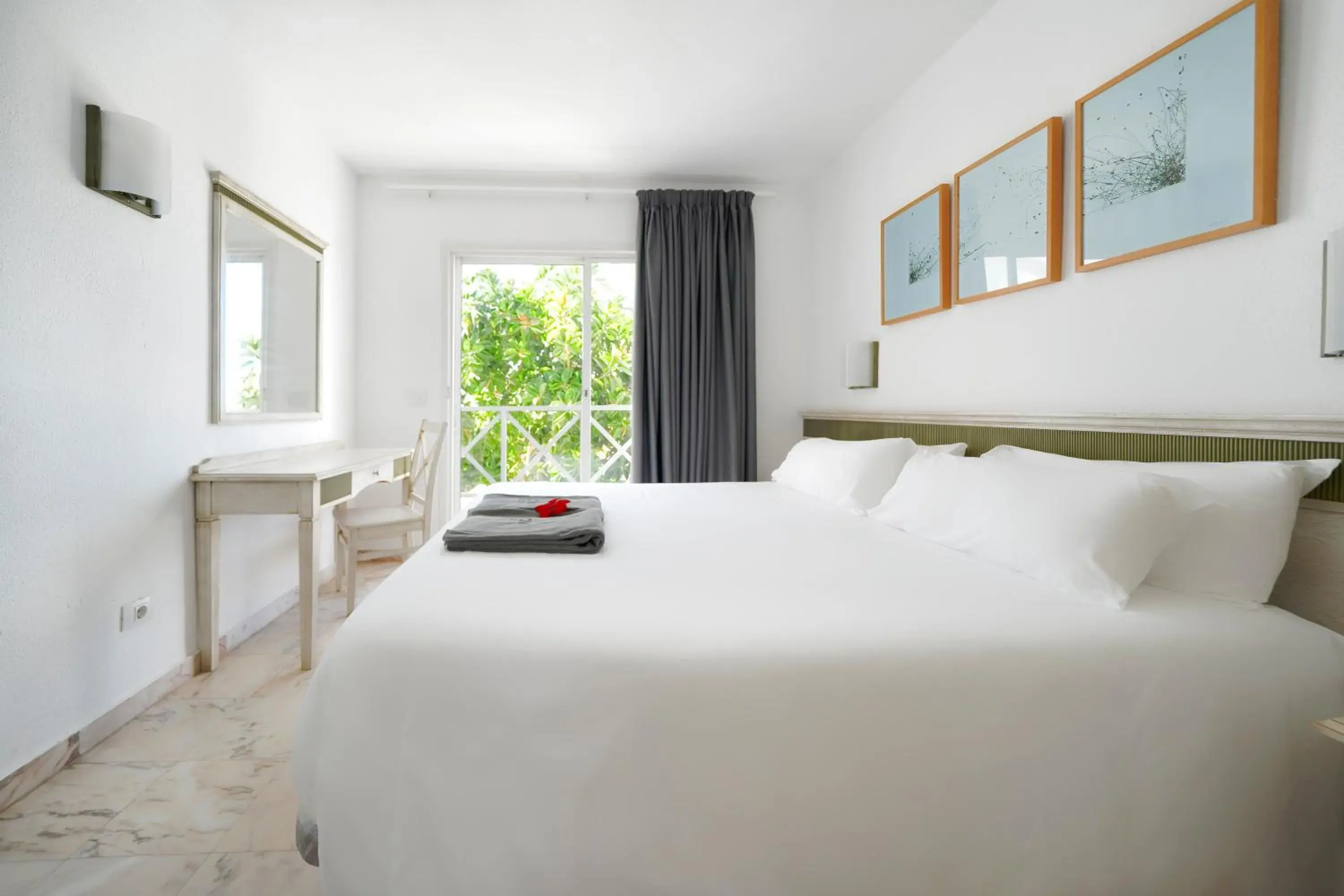 Bed in Vista Bonita - Gay and Lesbian Only Resort Bed in Vista Bonita - Gay and Lesbian Only Resort