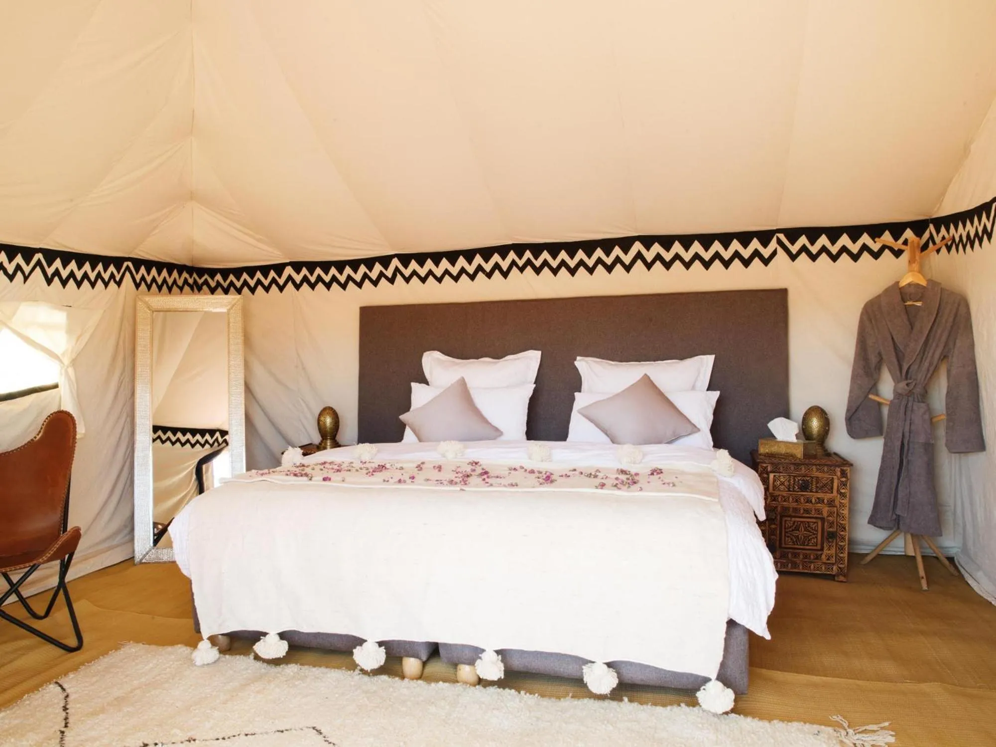 Bed in Nubia Luxury Camp Erg Chegaga