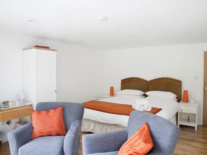 Bedroom, Bed in TOR Rooms