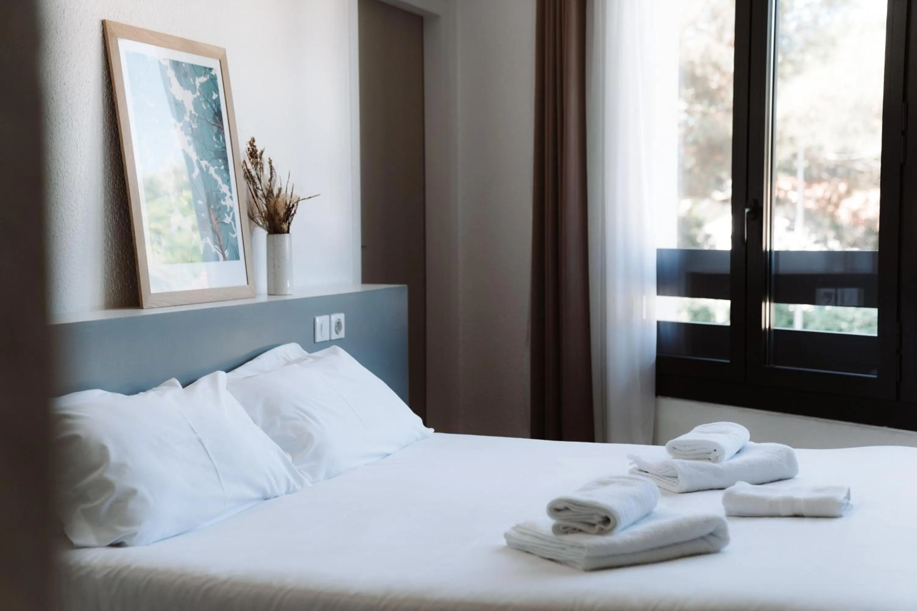 Family Room with Kitchenette in Hôtel Les Fougères - Hossegor