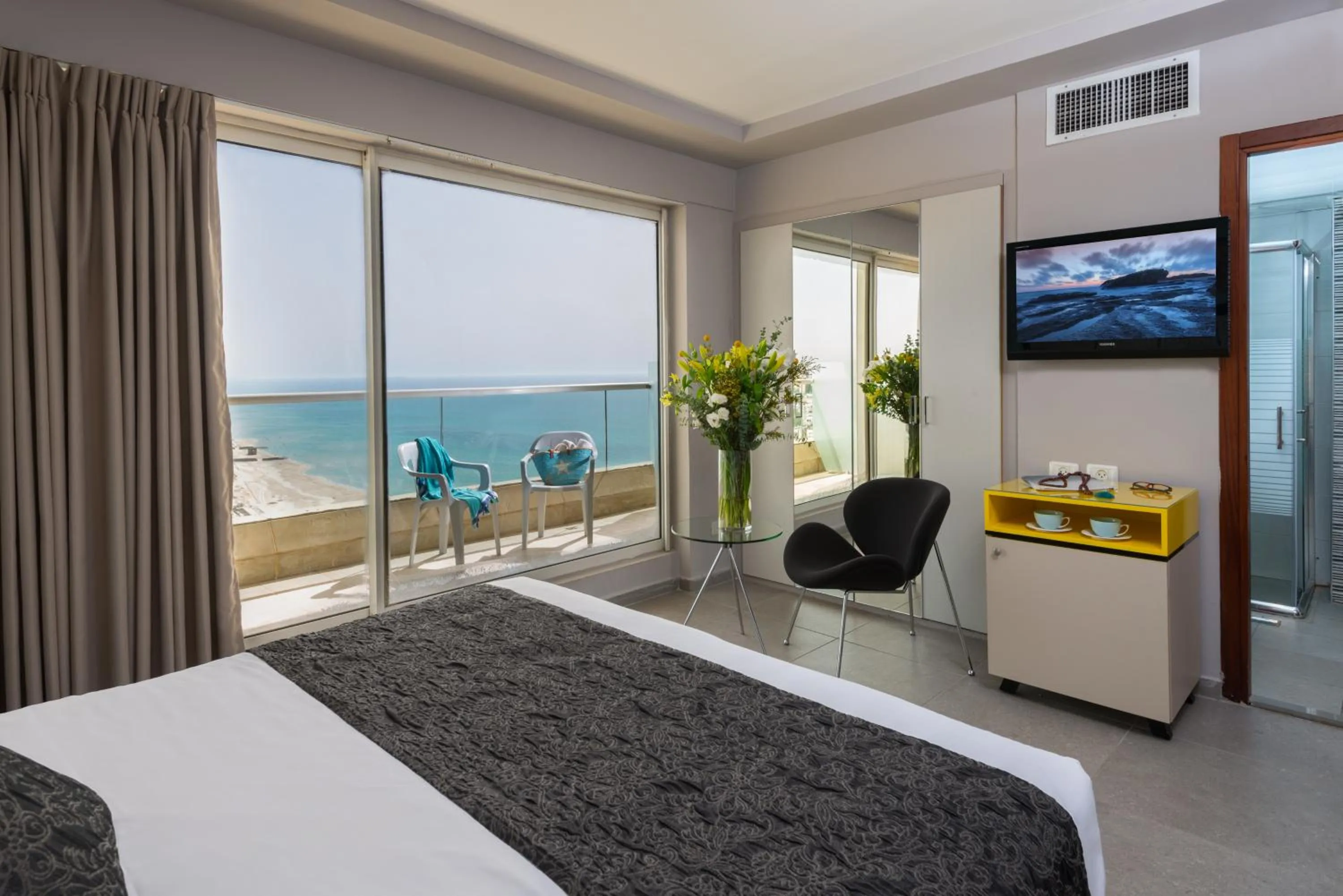 Bedroom in Arena Hotel by the Beach