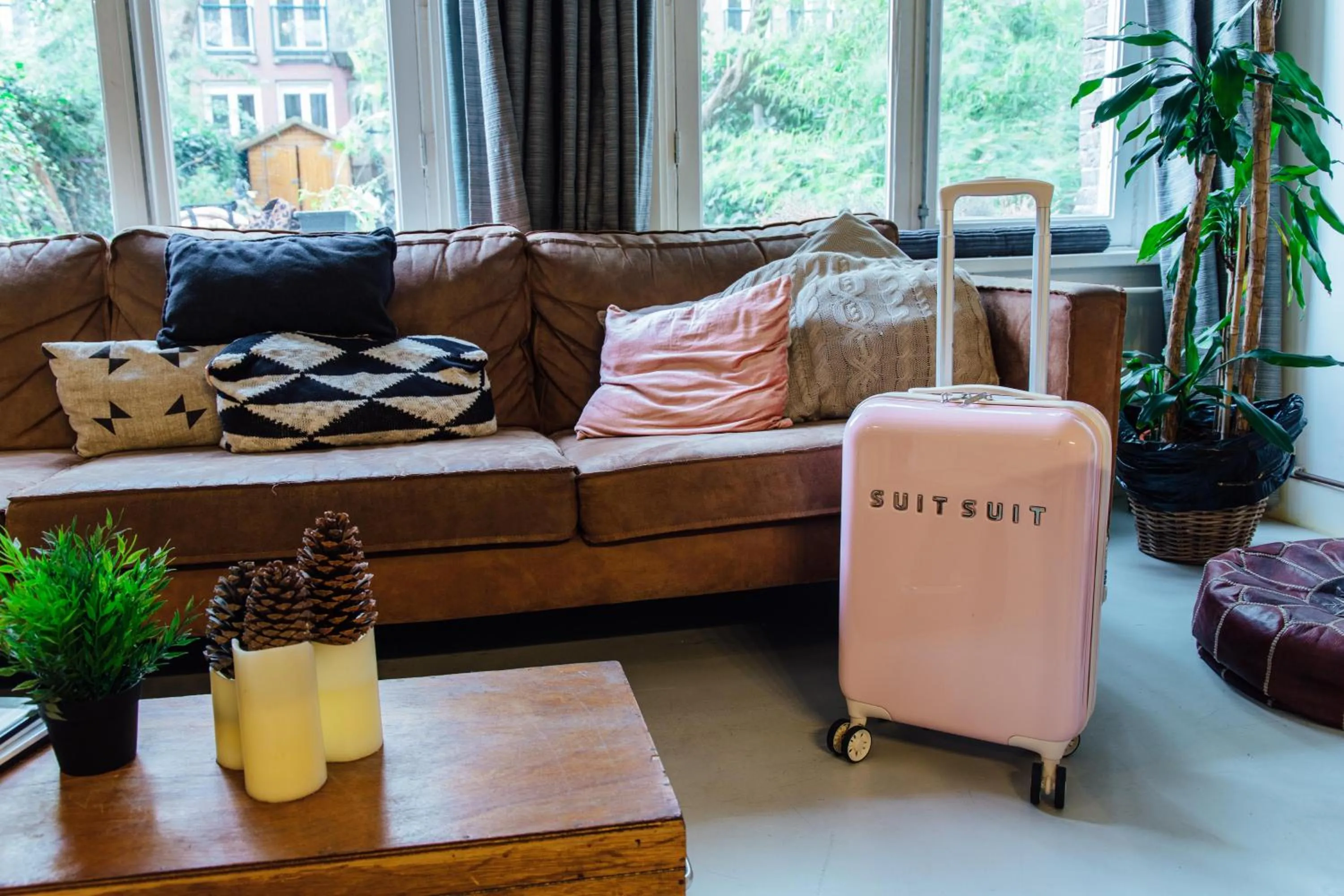 Living room in ClinkCoco