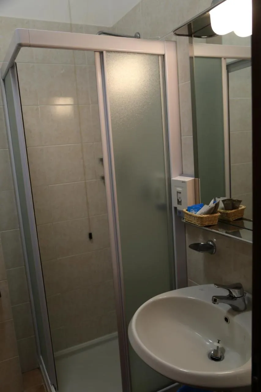 Bathroom in Hotel Dolomiti