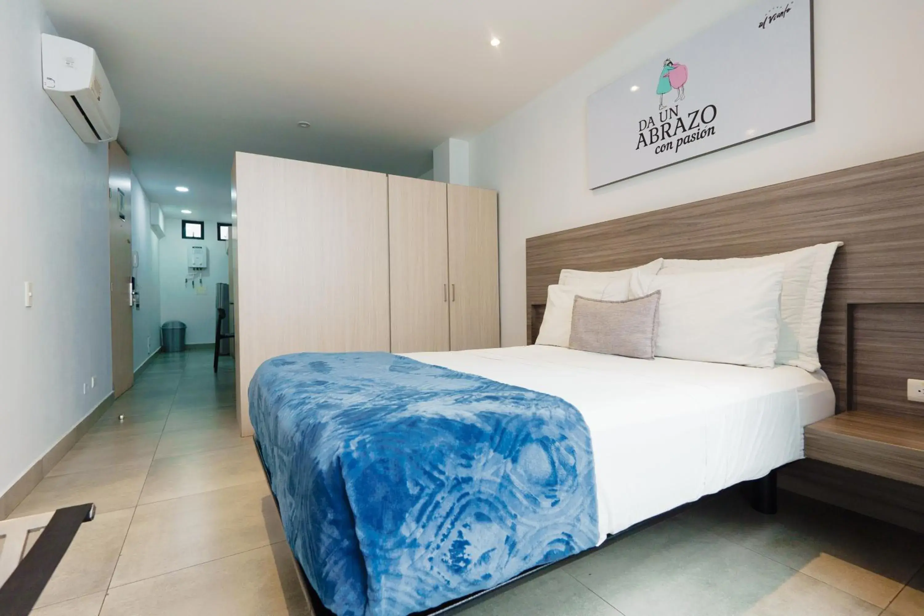Large Double Room in Antope - Apartaestudios Large Double Room in Antope - Apartaestudios