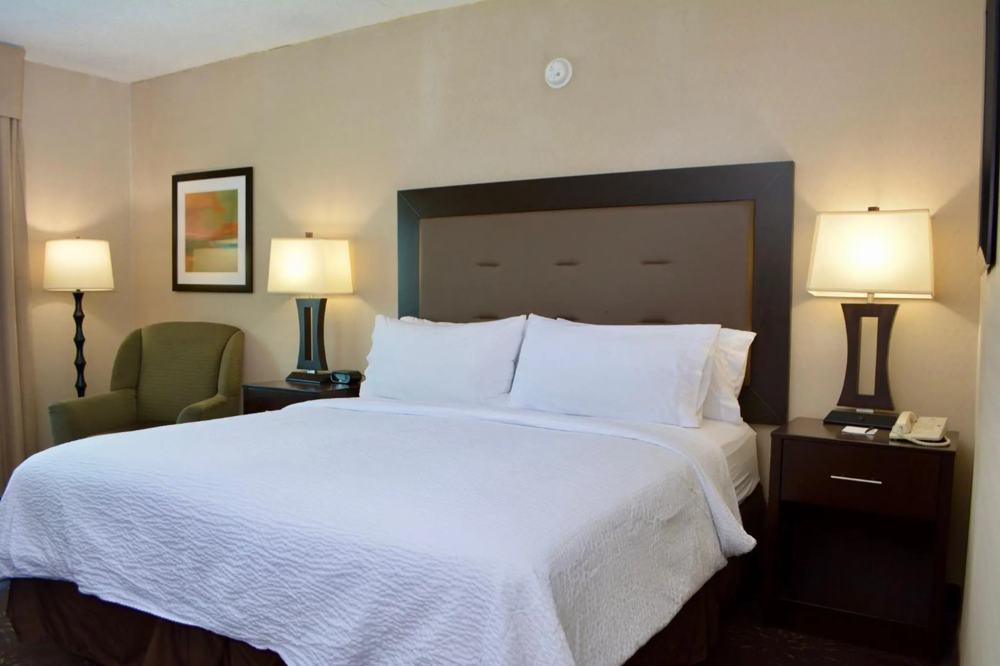 Photo of the whole room, Bed in Holiday Inn Budd Lake - Rockaway Area by IHG