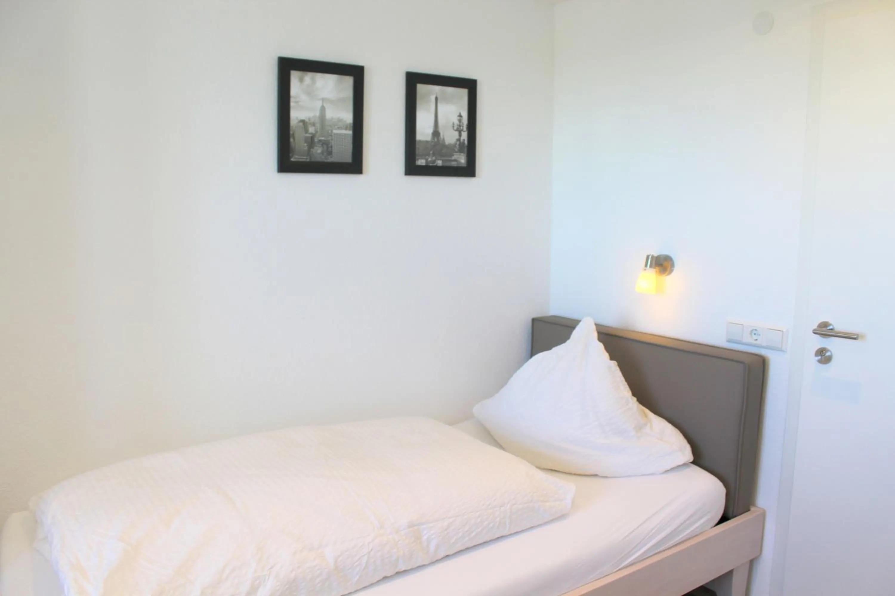 Bedroom, Bed in Pension Kramer